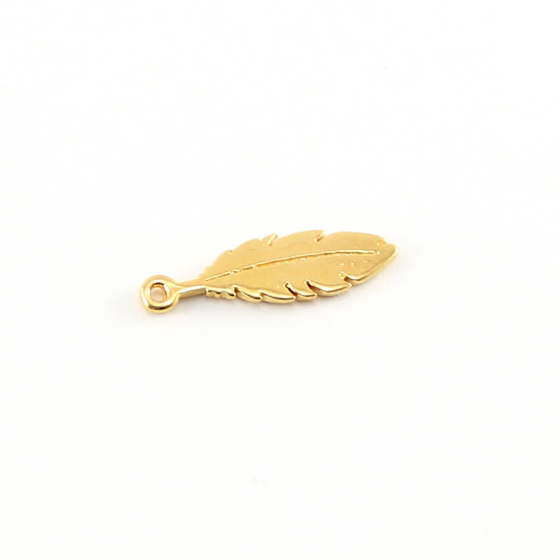 18mmx6mm Sterling Silver or Vermeil Small Flat Feather Charm in or Nature