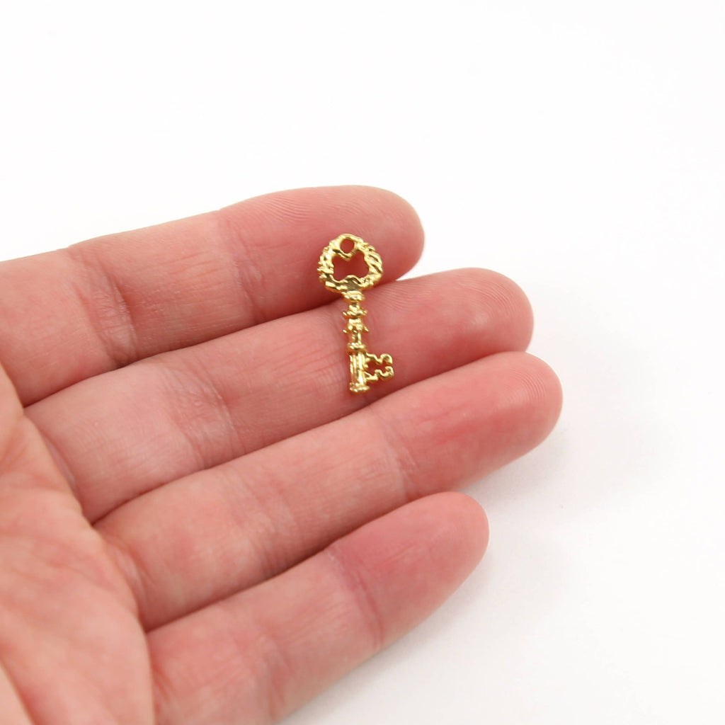19mmx8mm Sterling Silver or Vermeil Small Detailed Skeleton Key Charm Rounded