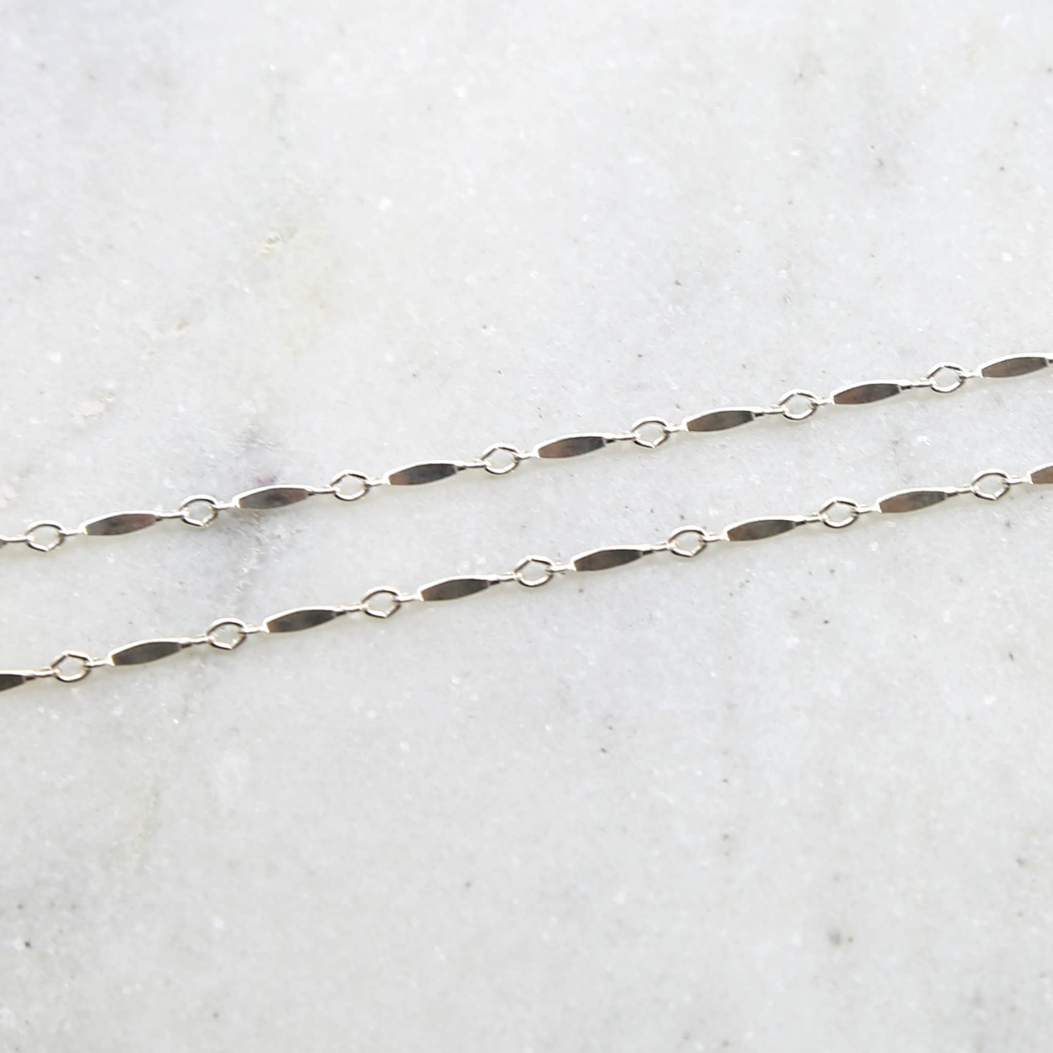 8.5mmx1.5mm Sterling Silver Flat Diamond Link Chain – Sold by the Foot
