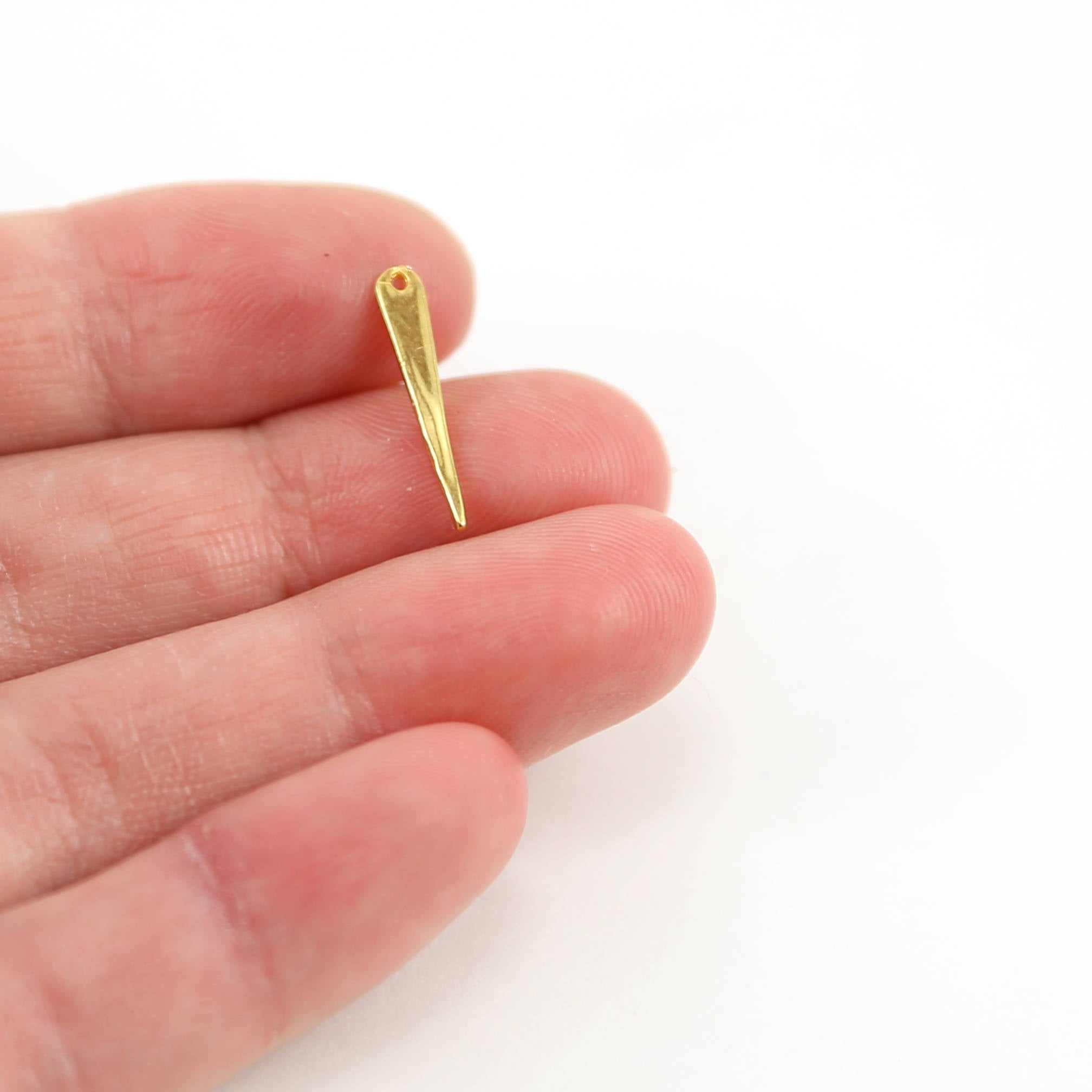 17mmx3mm Sterling Silver or Vermeil Rounded Dainty Point Spike Charm