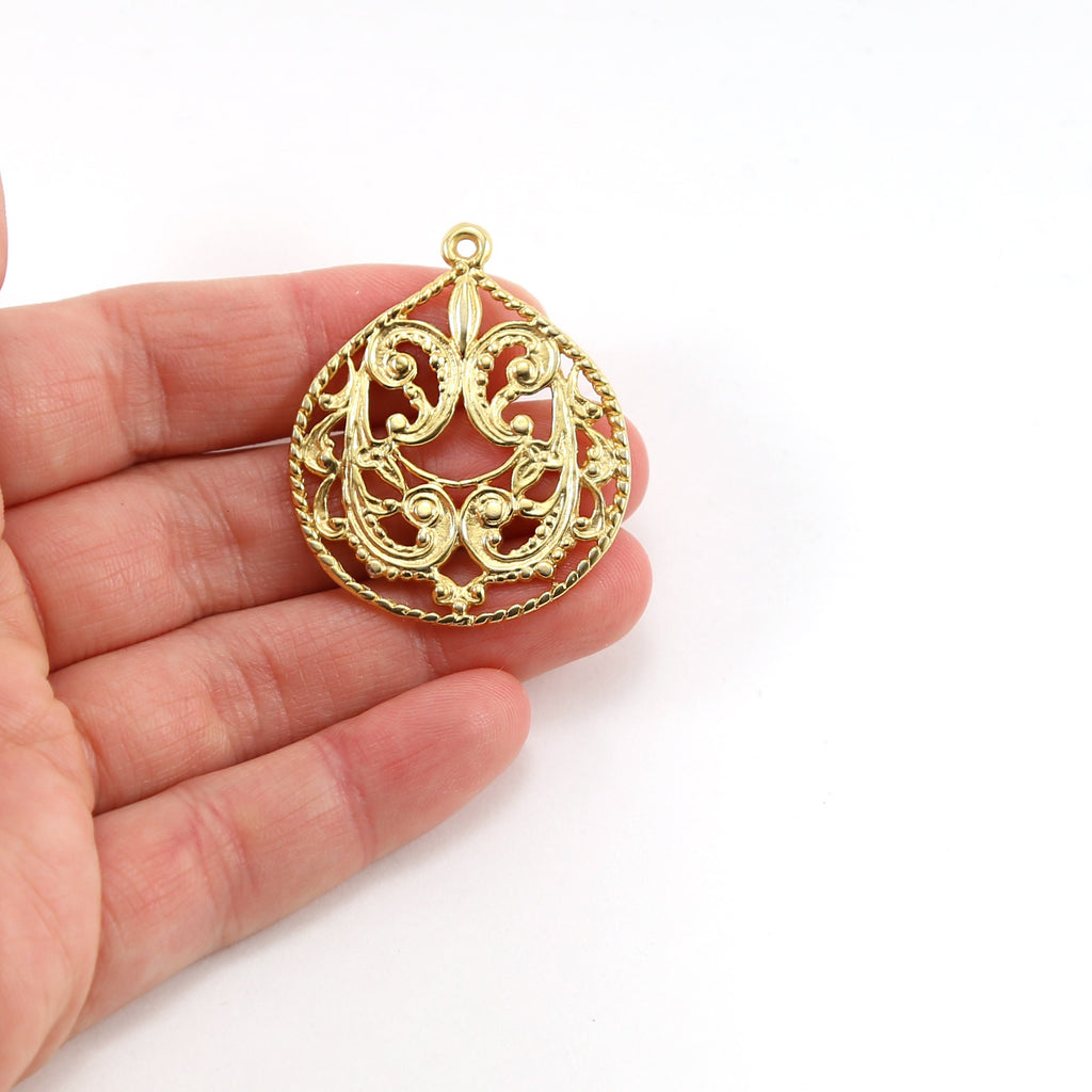 38mmx32mm Vermeil Large Filigree Art Decor Victorian Teardrop Pendant