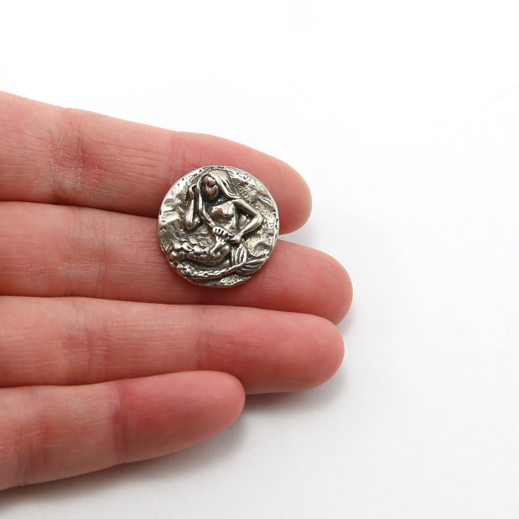 19mm Sterling Silver Round Detailed Mermaid Brushing Hair Wrap Bracelet