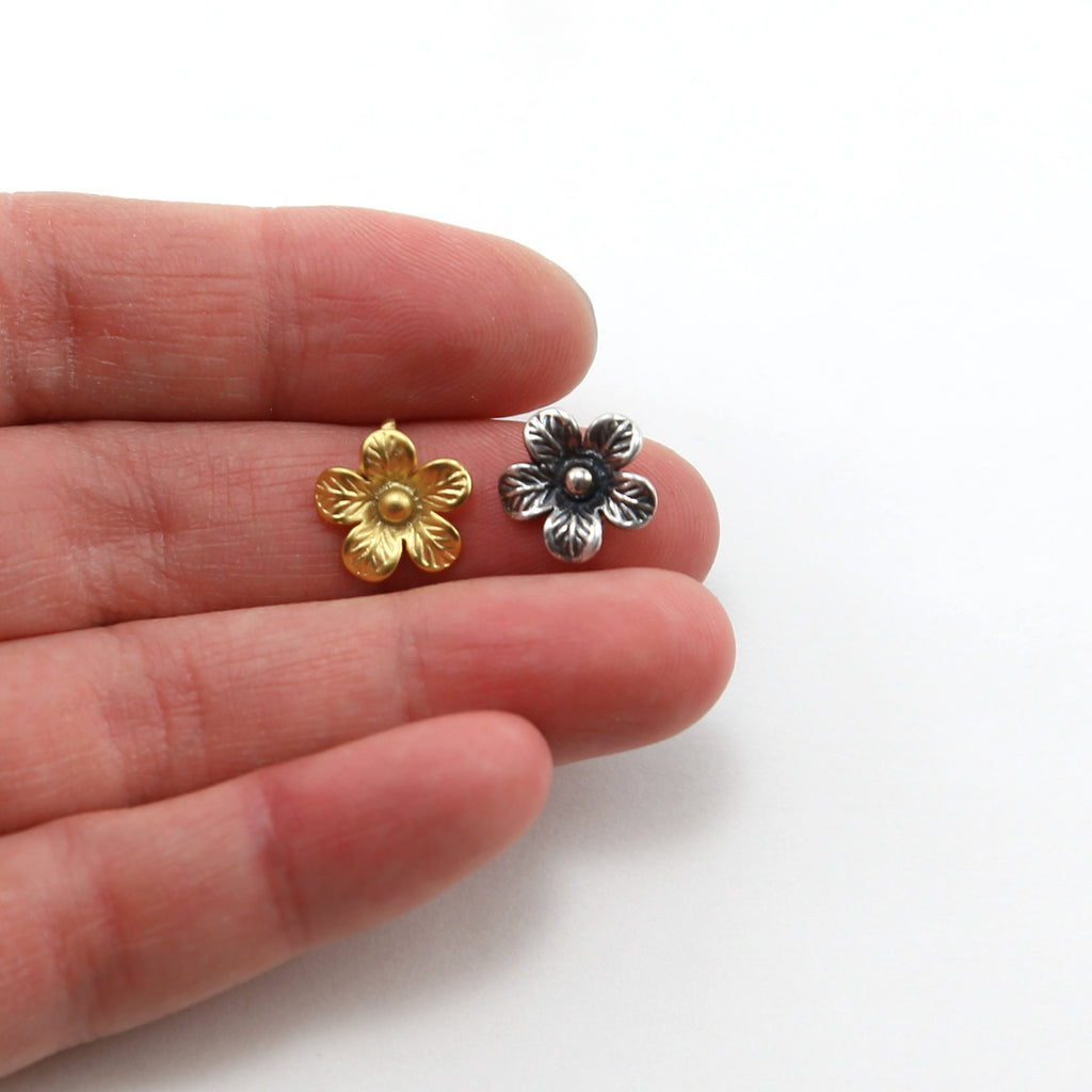 11mm Sterling Silver or Vermeil Small Daisy Flower Detailed Petals Spring
