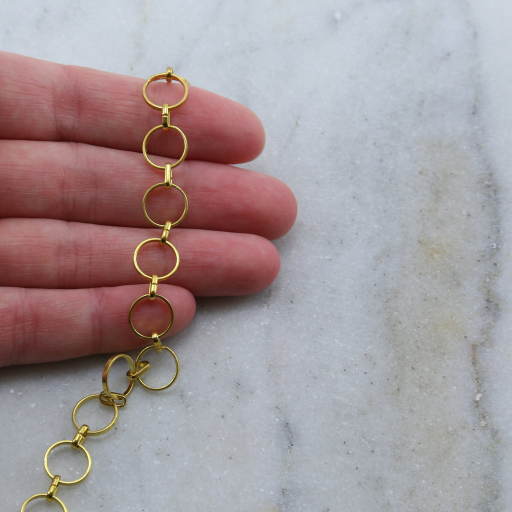 9mm Brass Thin Circle Open Link Chain in Shiny Silver – Sold by the Foot