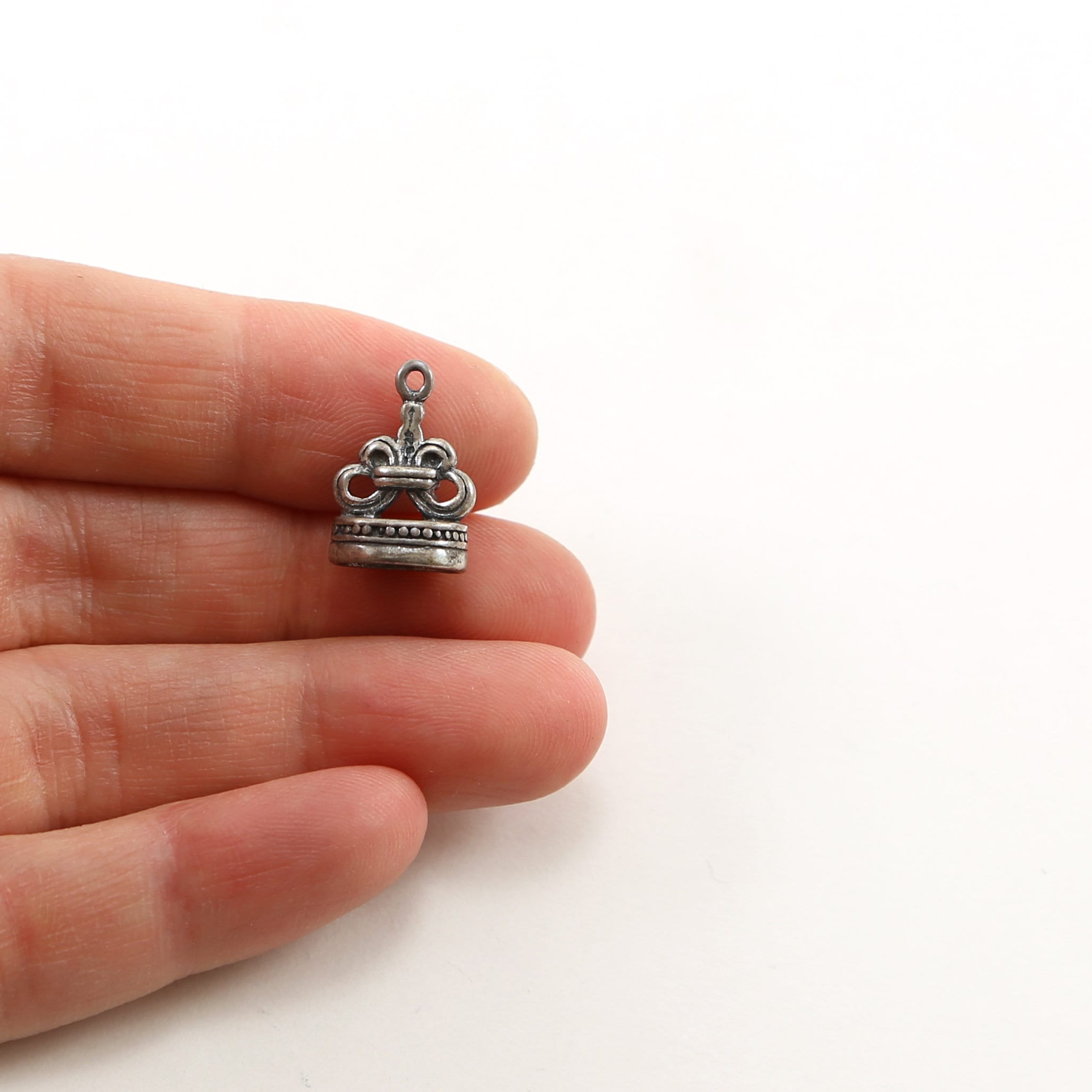Sterling Silver Small Vintage Style 3D Fleur Di Lis Charm Pendant