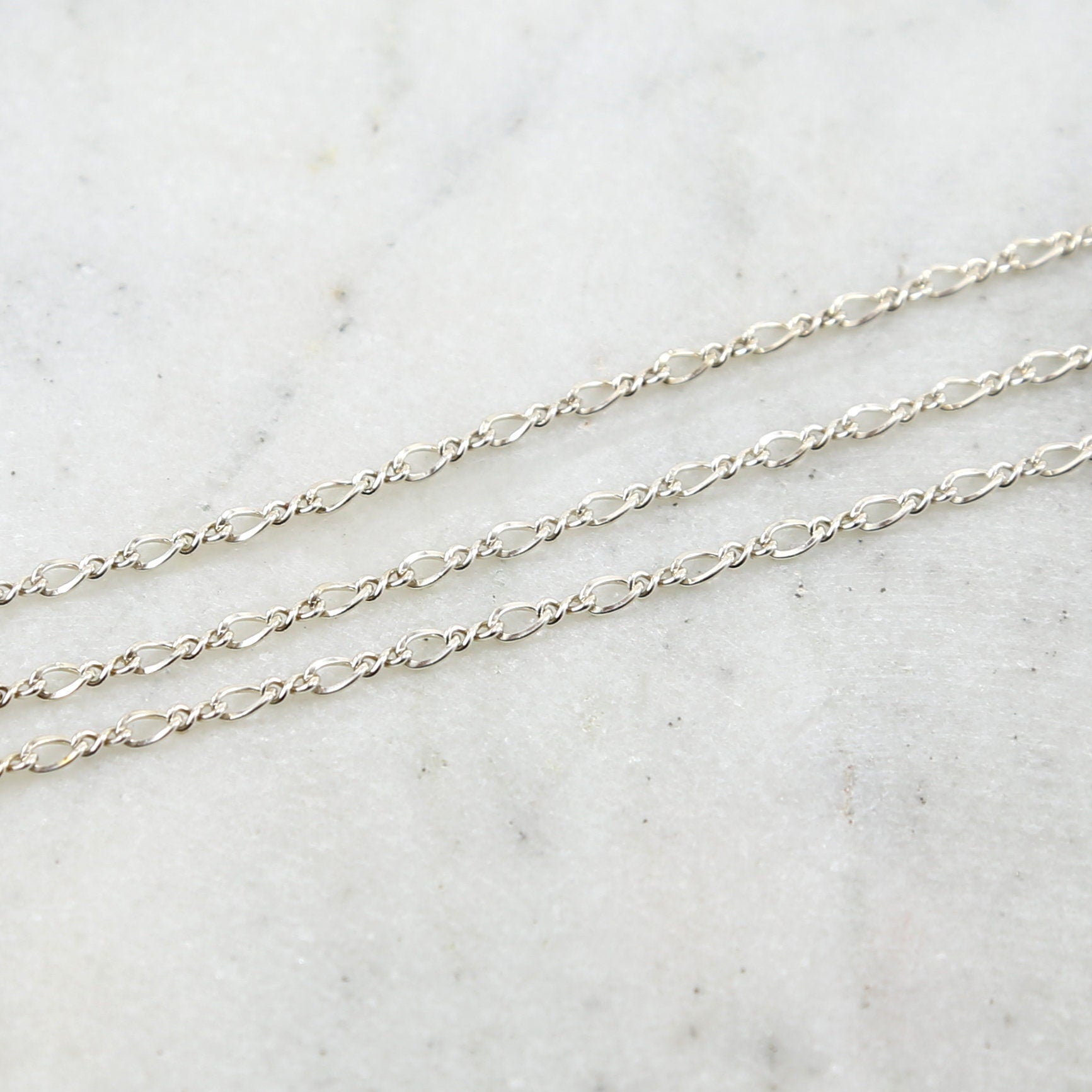 Sterling Silver Thick Figure 8 Shiny Chain 4.5mm x 2.75mm – Sold by the Foot