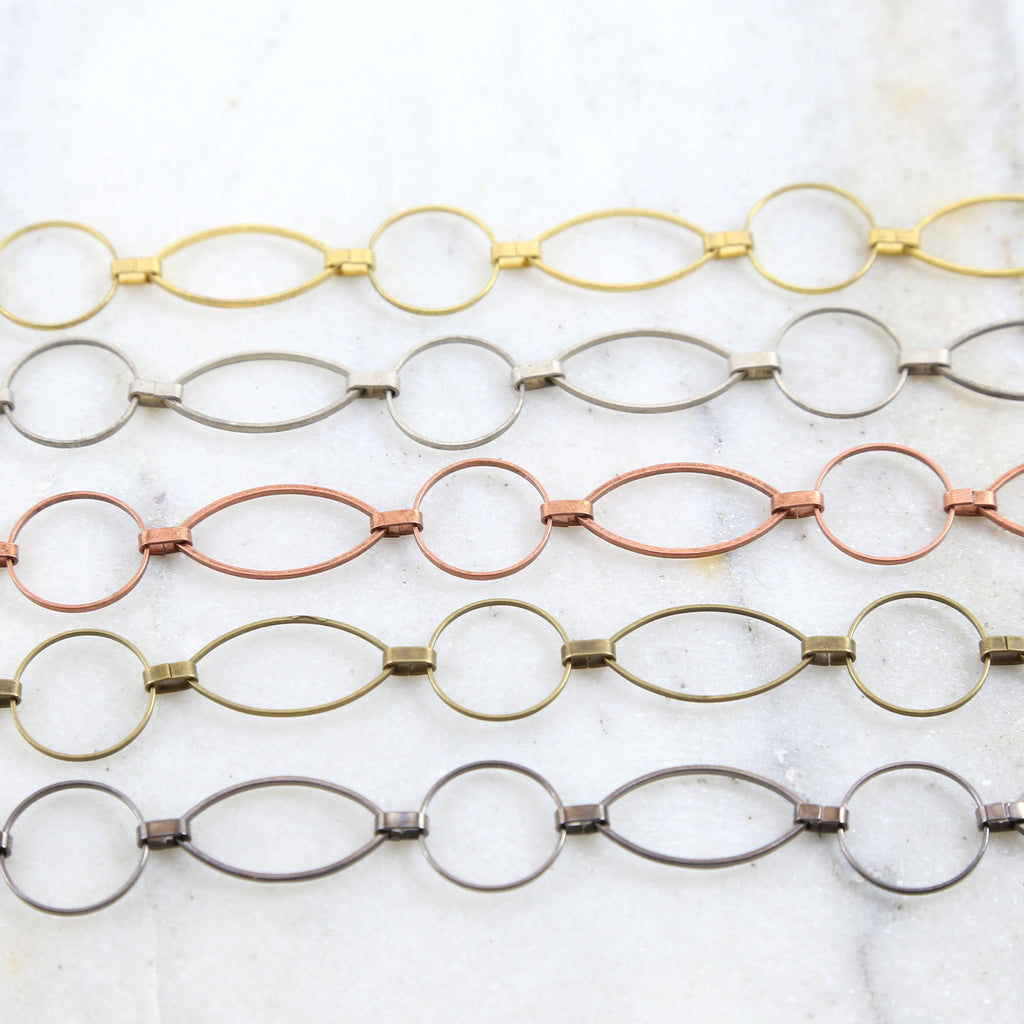 Brass Large Oval and Circle Chain in Antique Silver Shiny – Sold by the Foot