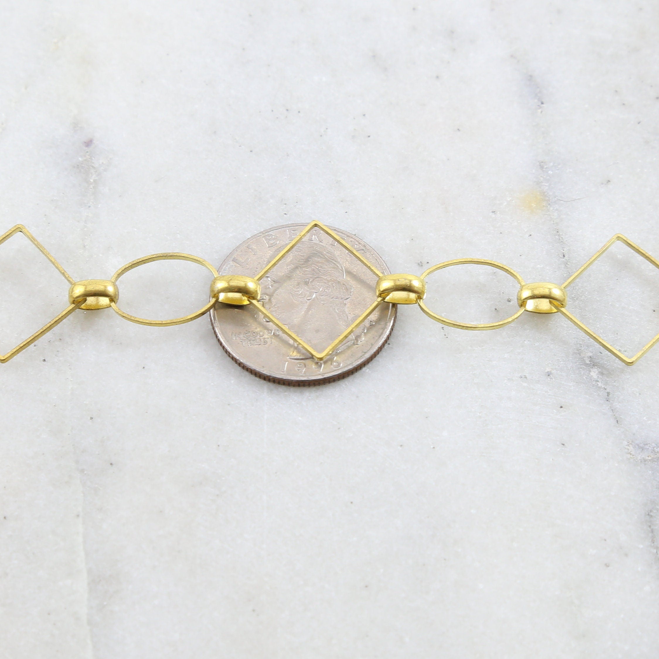 Brass Large Square and Oval Chain in Antique Silver Shiny – Sold by the Foot