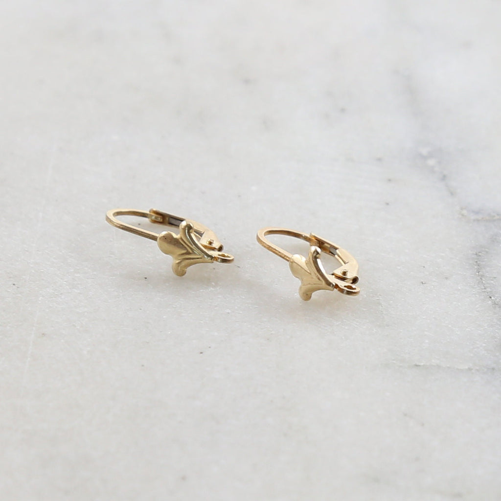 17mmx10mm 14K Gold Filled Large Fleur De Lis Leverback Earring Hooks (2pc)
