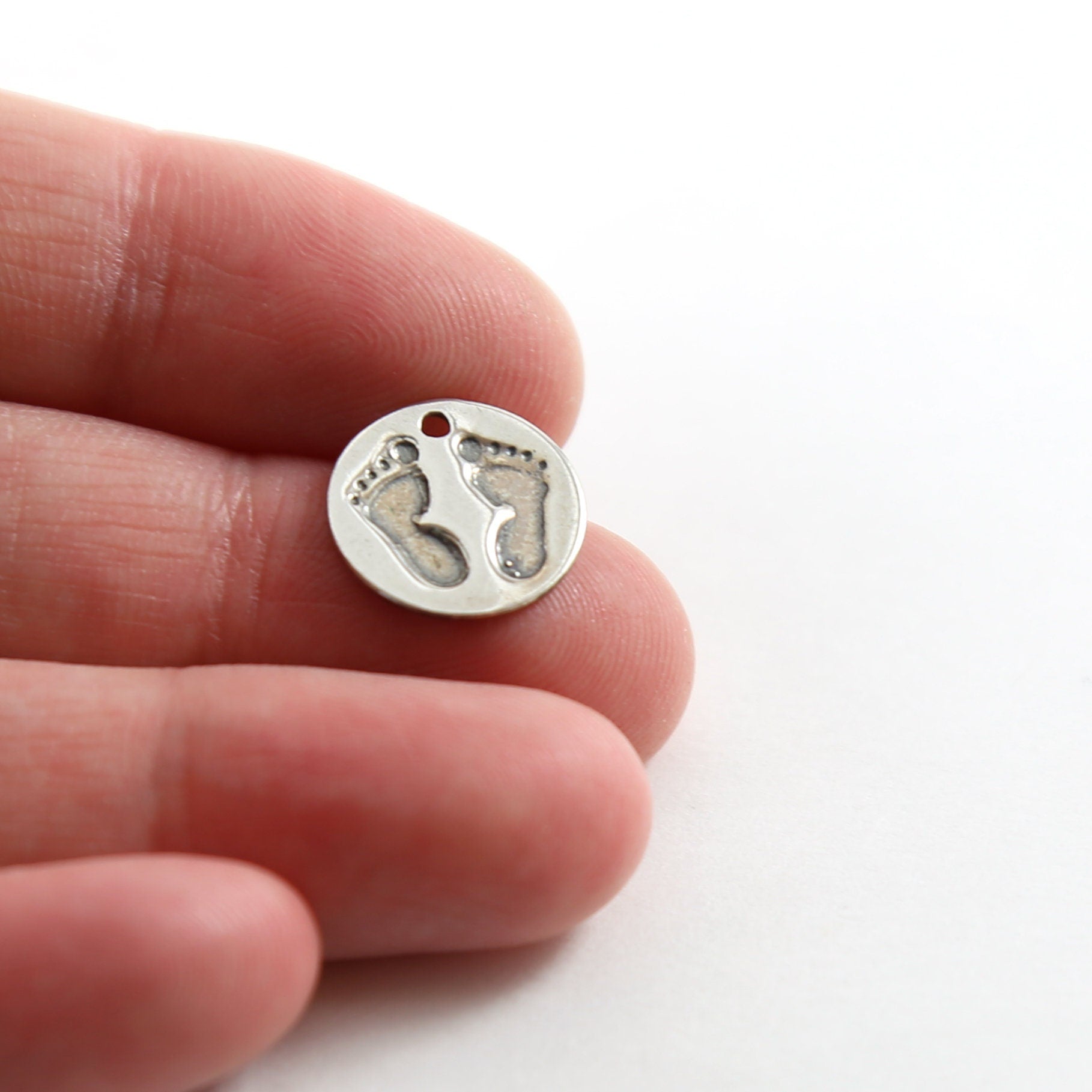 13mm Sterling Silver Baby Feet Imprint Circle Round Disc Charm Pendant New