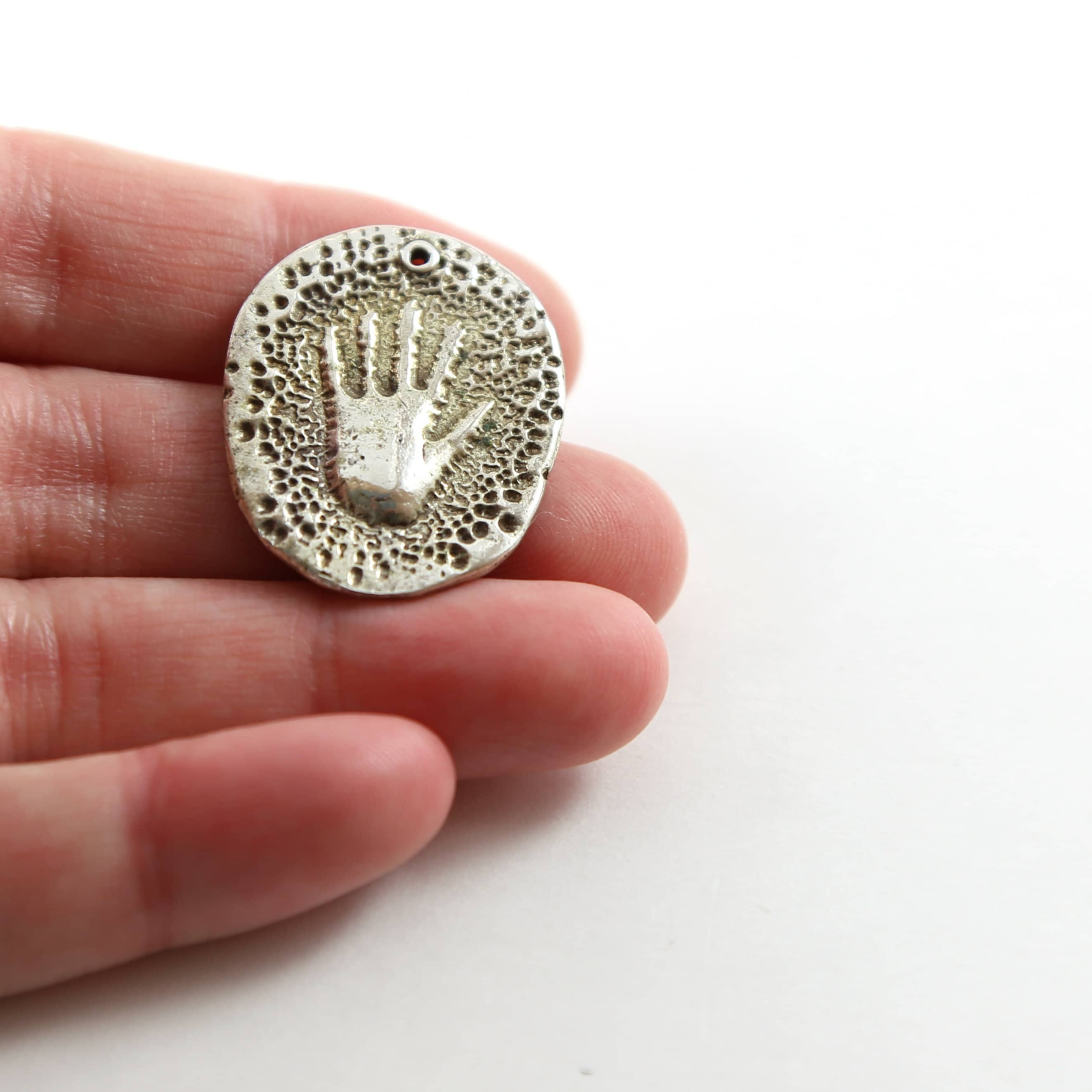 28mmx23mm Sterling Silver Baby Hand Imprint Oval Textured Charm Pendant New