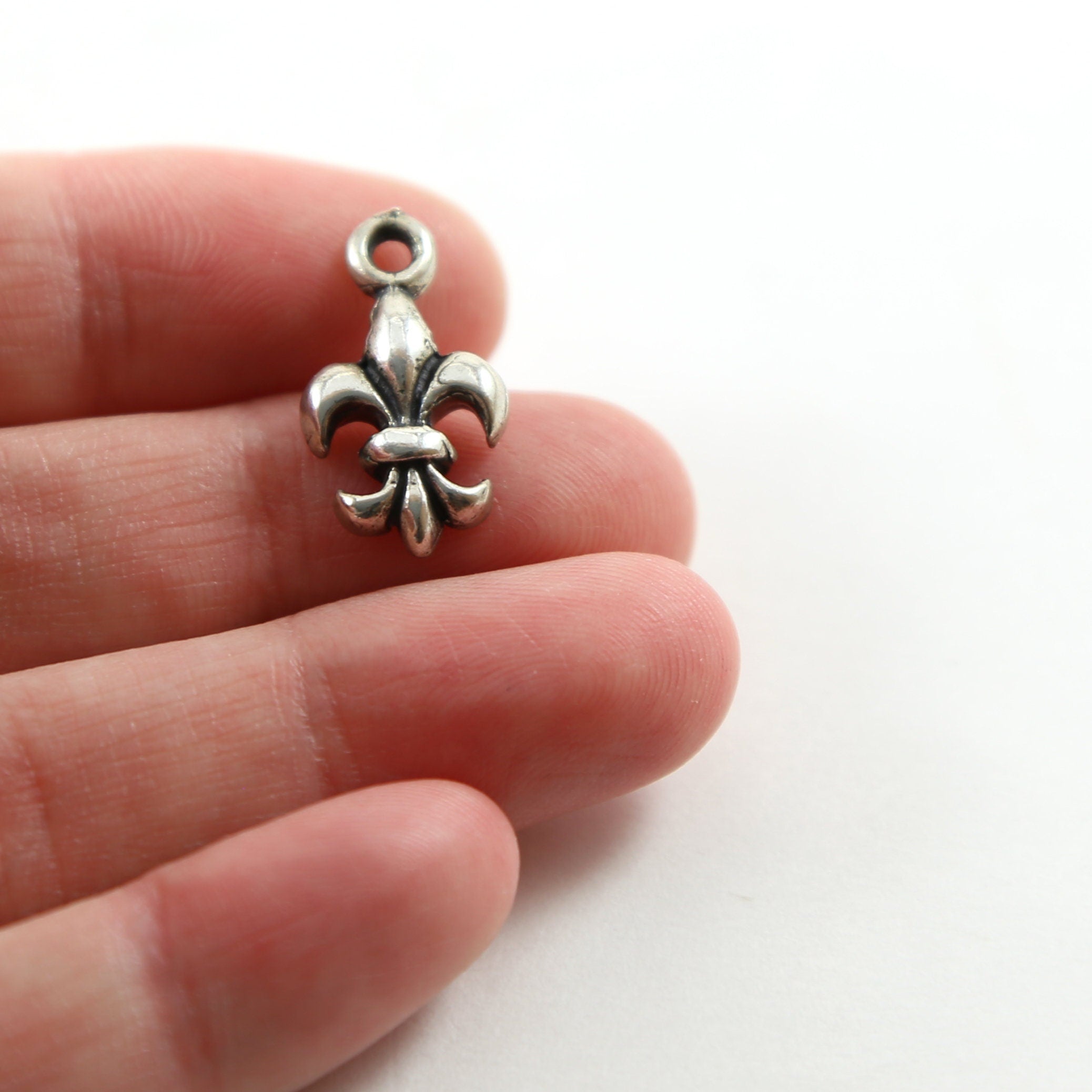 20mmx10mm Sterling Silver or Vermeil or 3D Thick Fleur Di Lis Charm Pendant