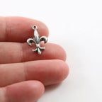 17mmx11mm Sterling Silver 3D Thin Delicate Fleur Di Lis Charm Pendant French