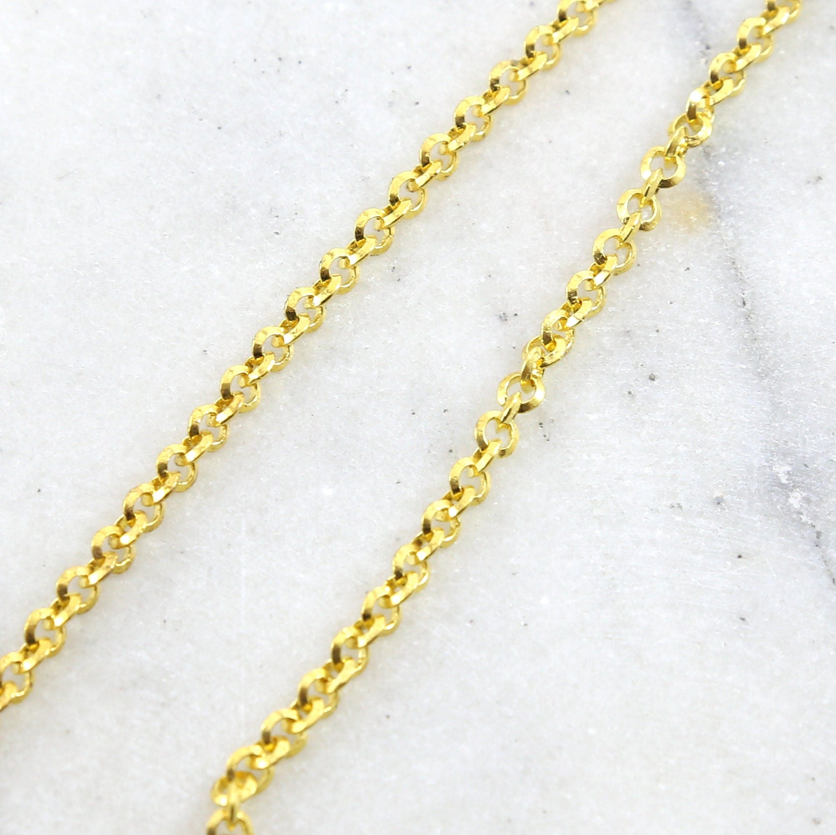 1mmx3.5mm Brass Thick Saucer Rolo Chain in Shiny Gold Lead – Sold by the Foot