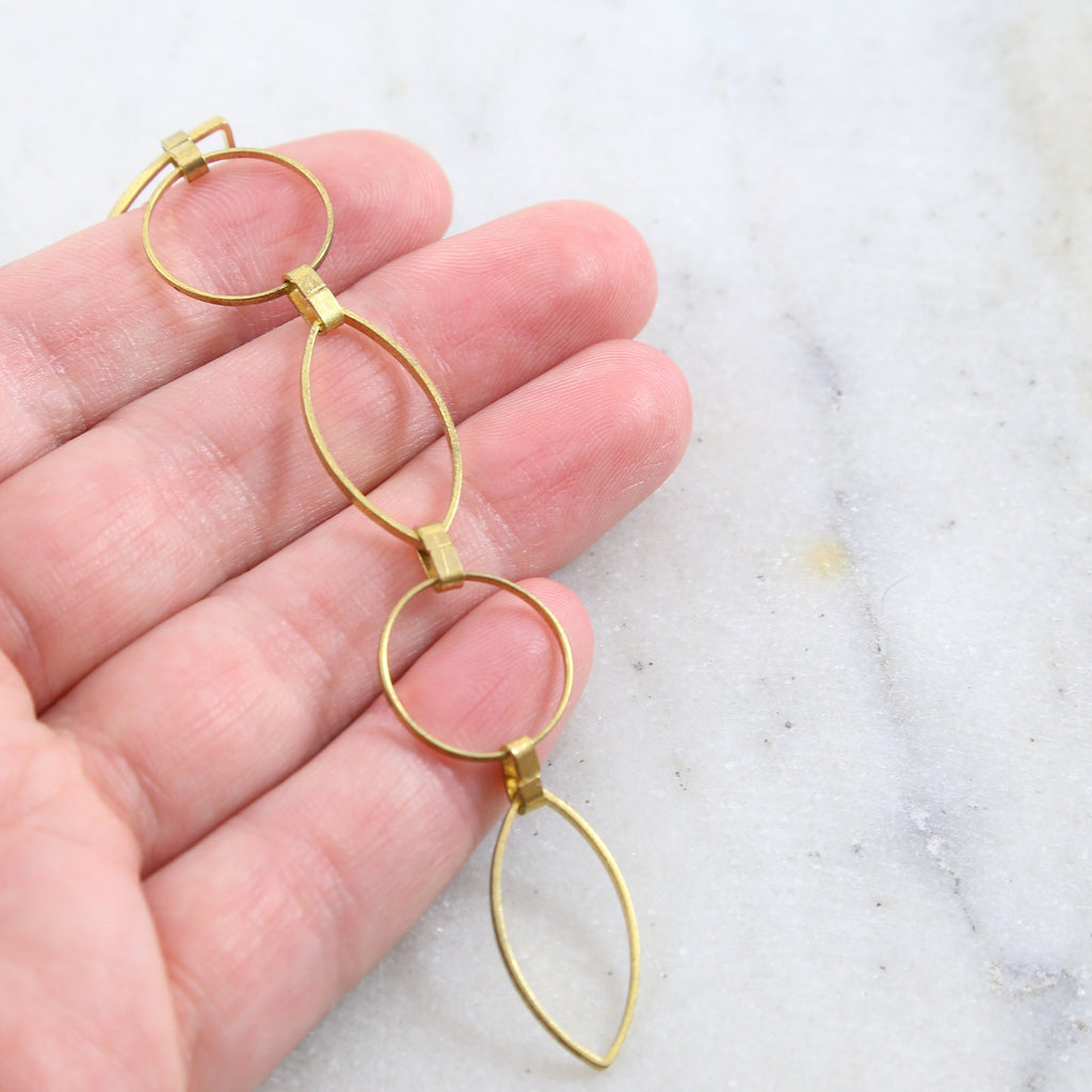 Brass Large Oval and Circle Chain in Antique Silver Shiny – Sold by the Foot