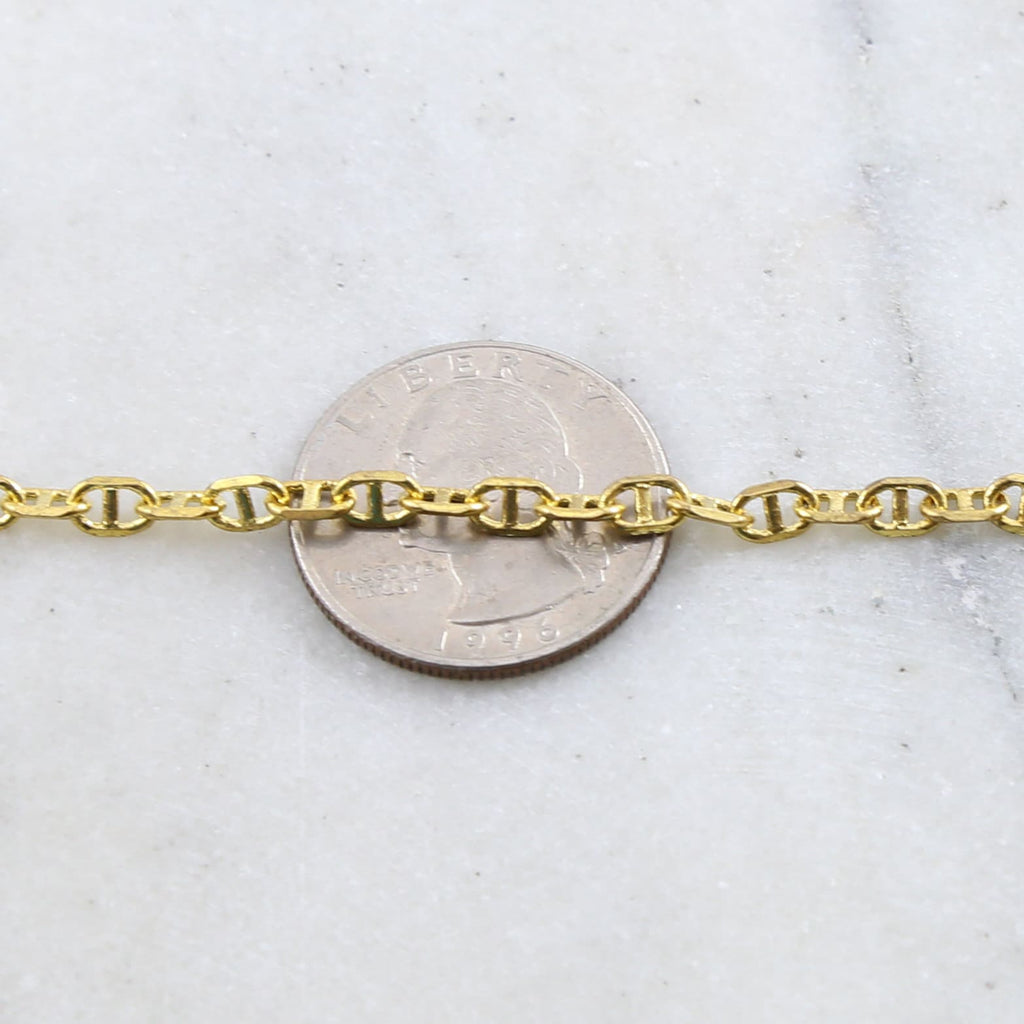 6mmx4mm Brass Oval Link with Line Chain in Shiny Gold – Sold by the Foot