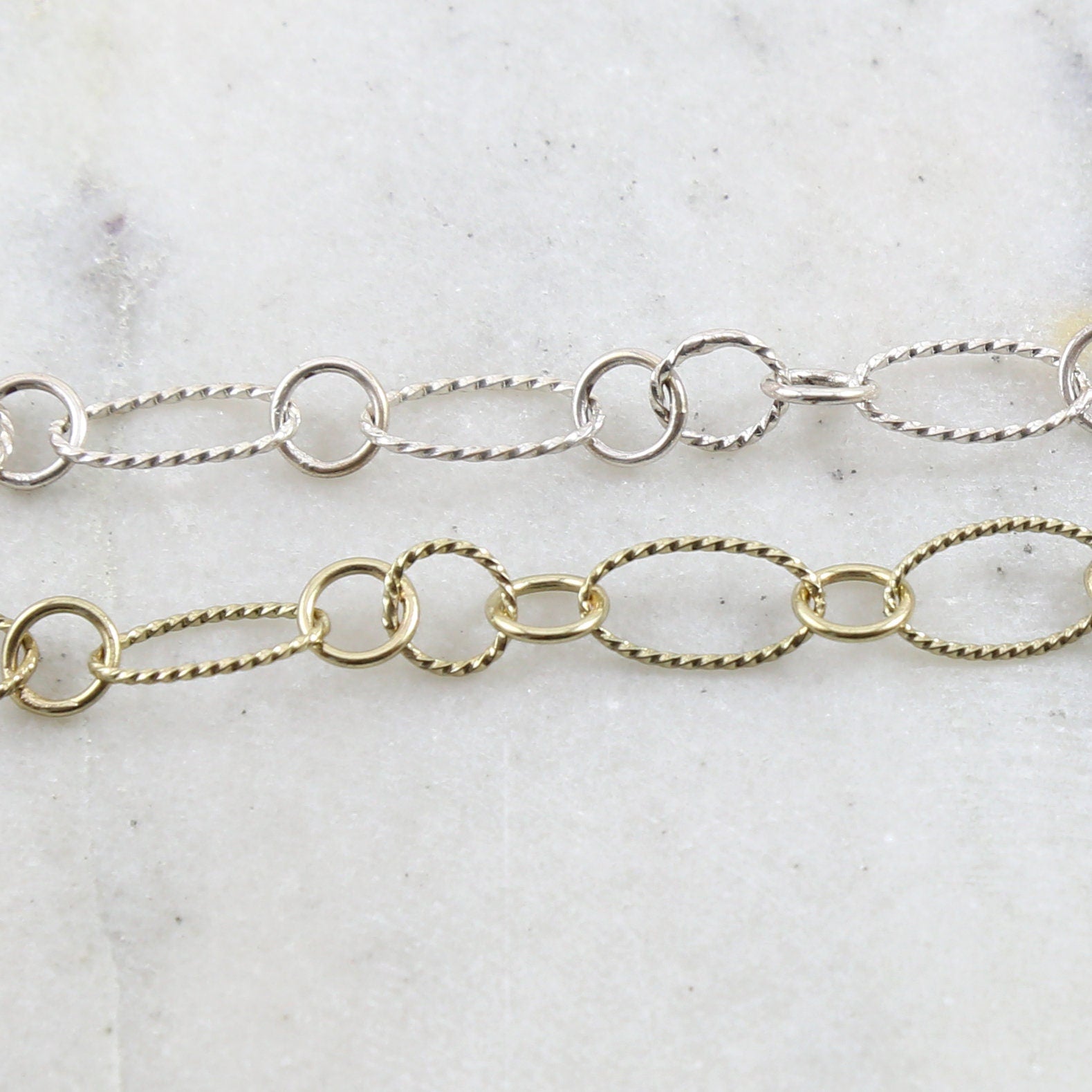 Brass Twisted Textured Oval and Circle Smooth Circle Chain – Sold by the Foot