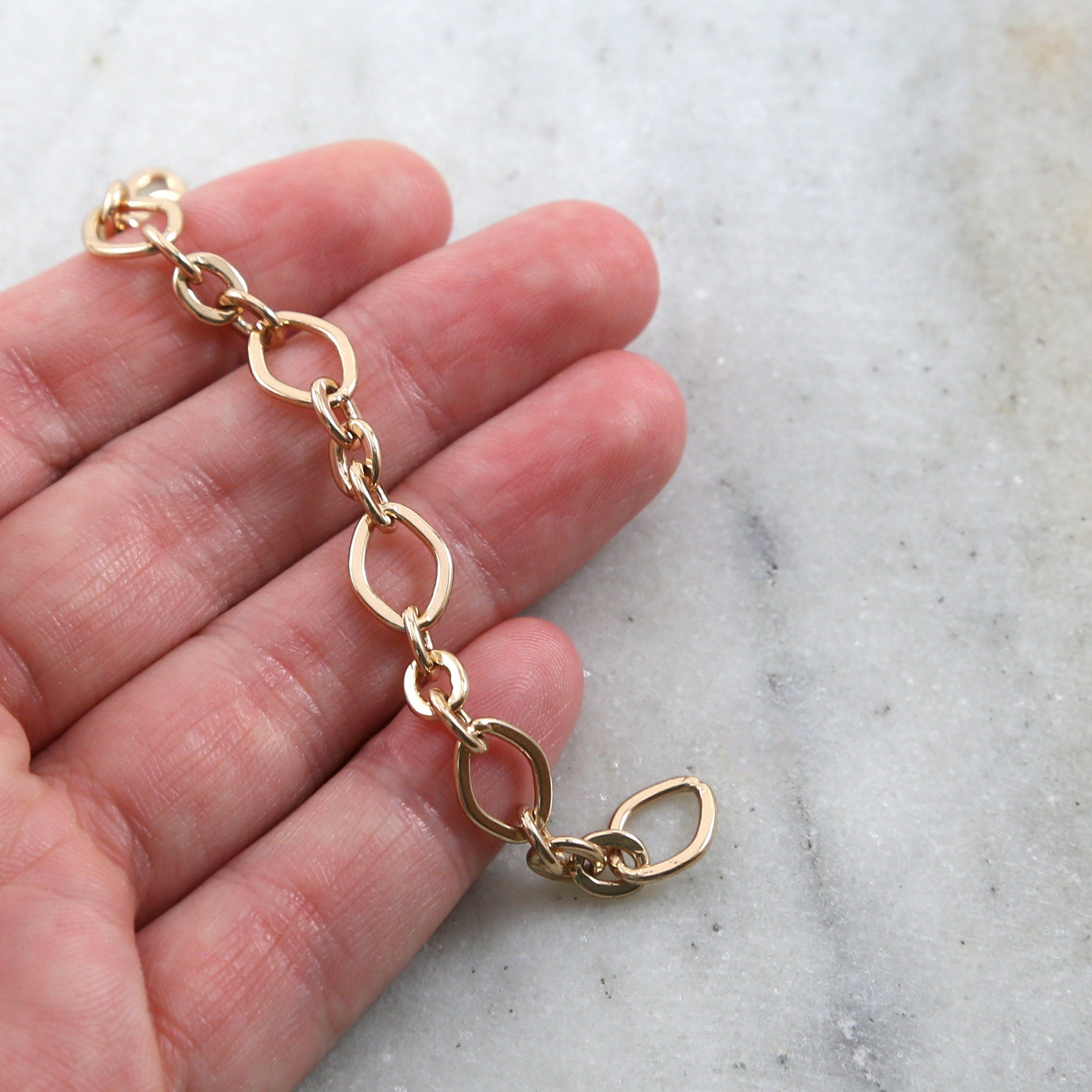 10mmx8mm Brass Smooth Diamond Shape Chain in Shiny Gold – Sold by the Foot