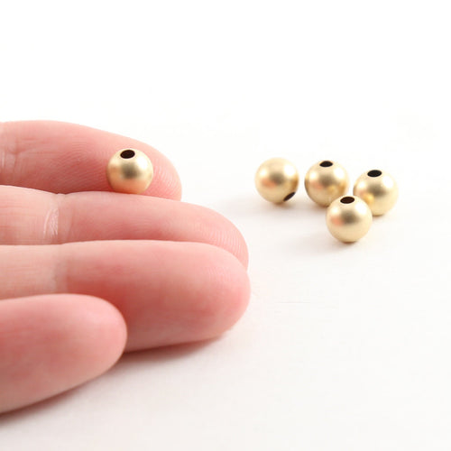14K Gold Filled 6mm Smooth Matte Gold Seamless Round Spacer Beads (5pc)