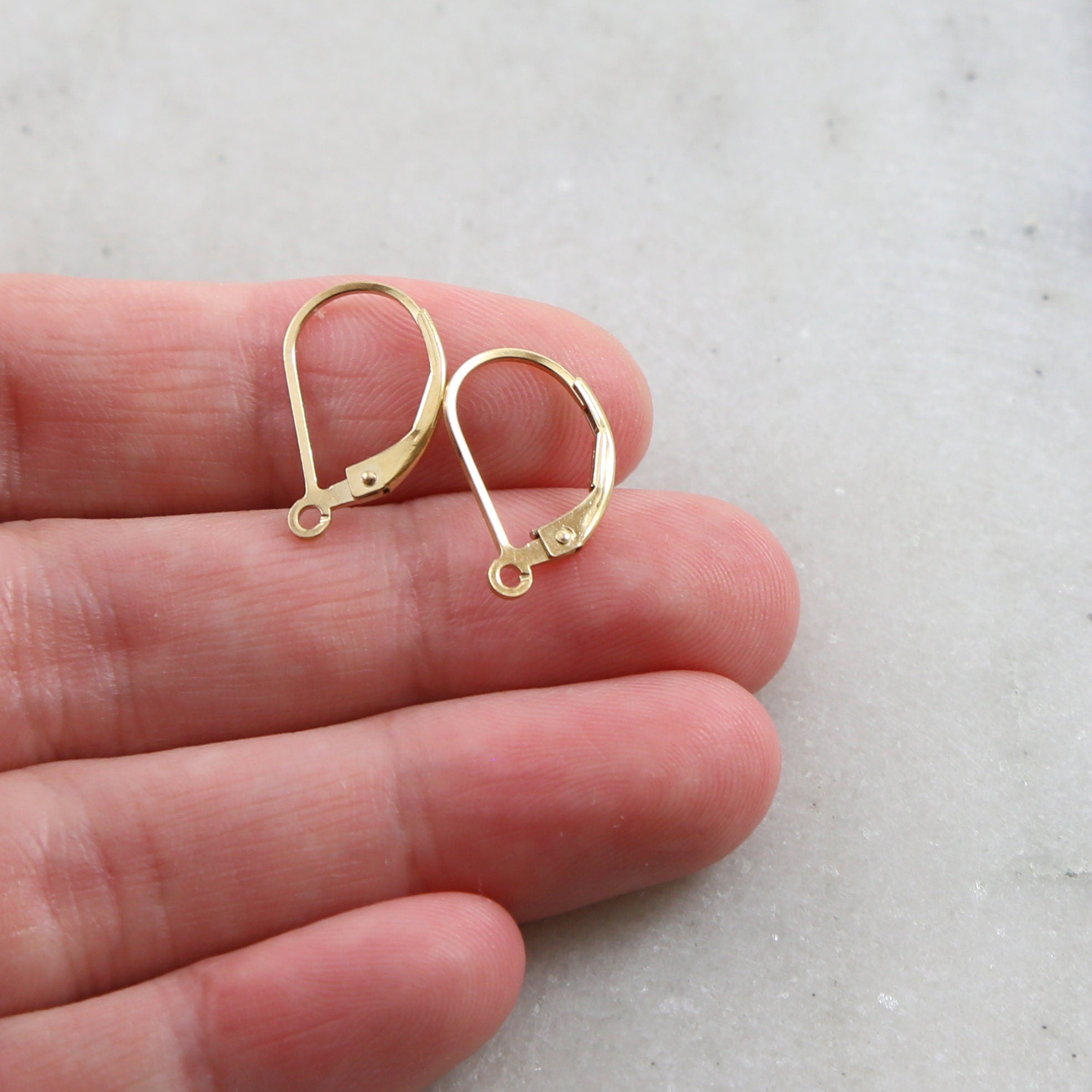 17mmx10mm Sterling Silver or 14K Gold Filled Simple Minimal Leverback (2pc)