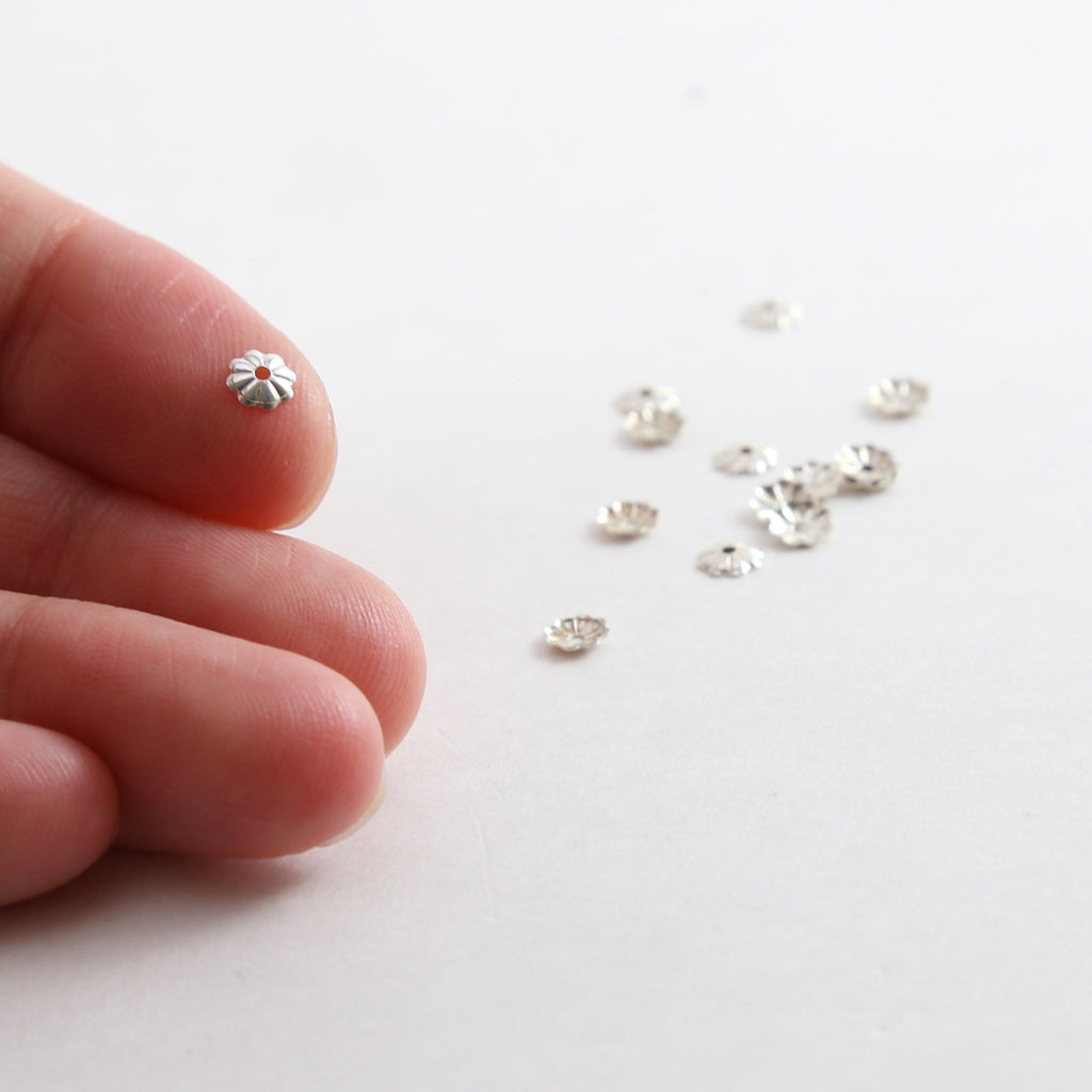 Sterling Silver 4mm Flower Bead Cap (10pc)