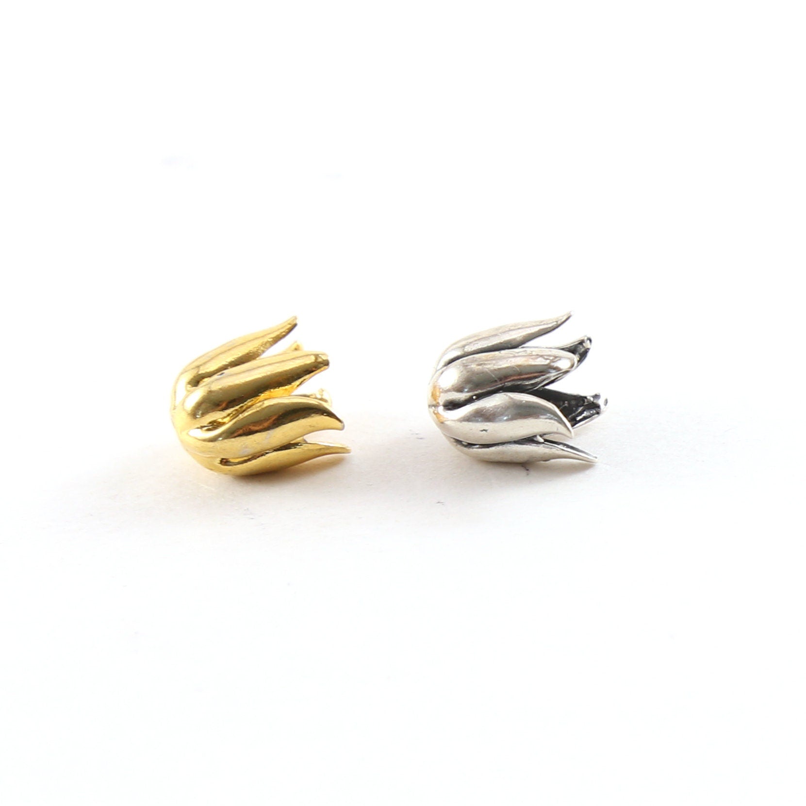 10mmx9mm Sterling Silver or Vermeil Realistic Tulip Flower Bead Cap Bead