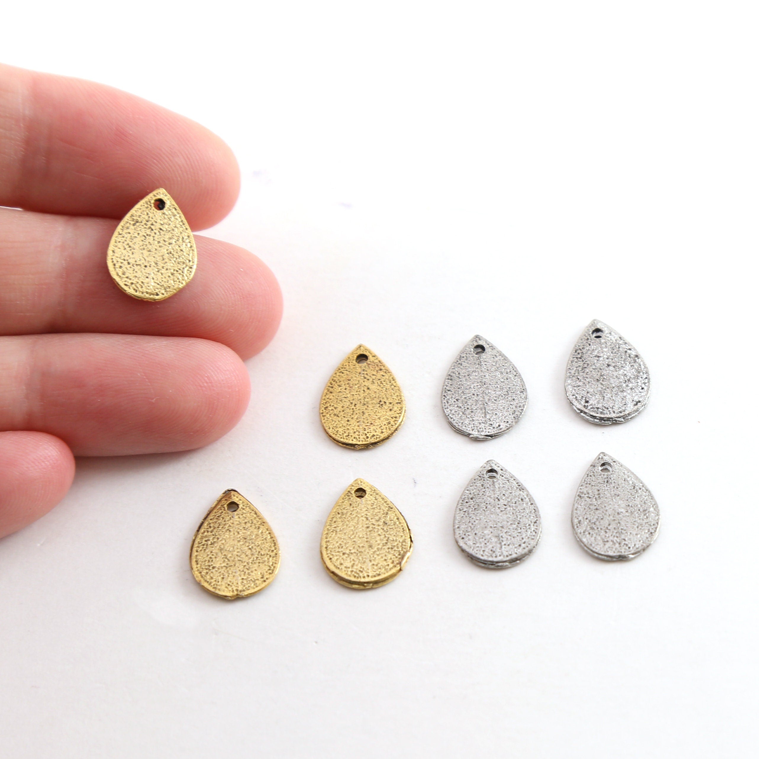 13mmx9mm Pewter Metal Speckle Textured Teardrop Stamping Blank Dagger (4pc)