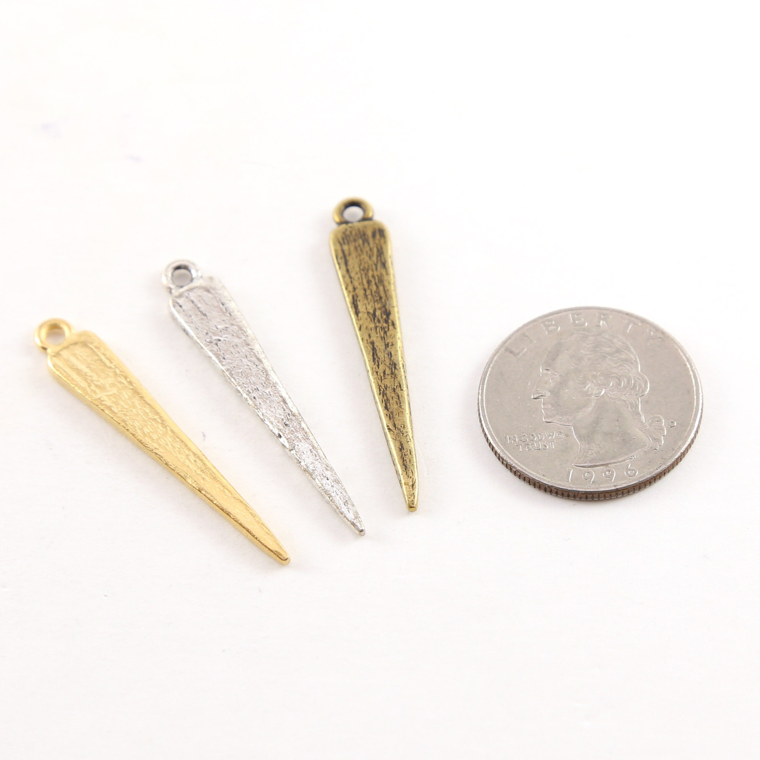Pewter Metal Thick Spike Triangle Dagger Pendant 40mm x 6mm