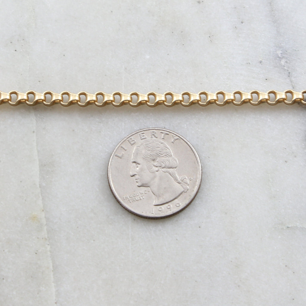 5.5mmx4mm Brass Plated Chain Thick Sturdy Oblong Circle – Sold by the Foot