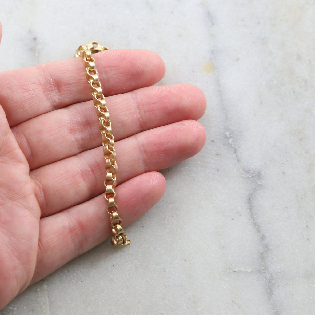 5.5mmx4mm Brass Plated Chain Thick Sturdy Oblong Circle – Sold by the Foot