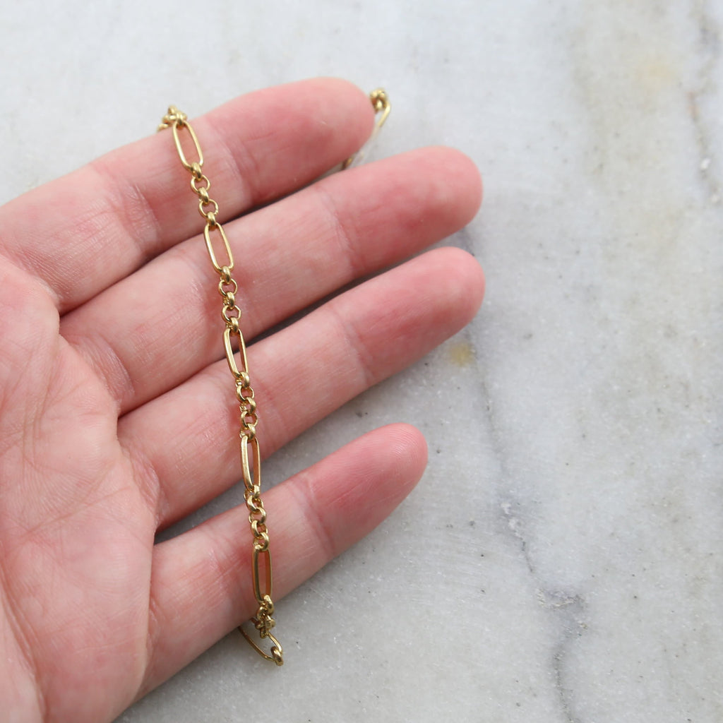 8mmx3mm Brass Plated Oval Link with 5 Circles Fancy Chain – Sold by the Foot