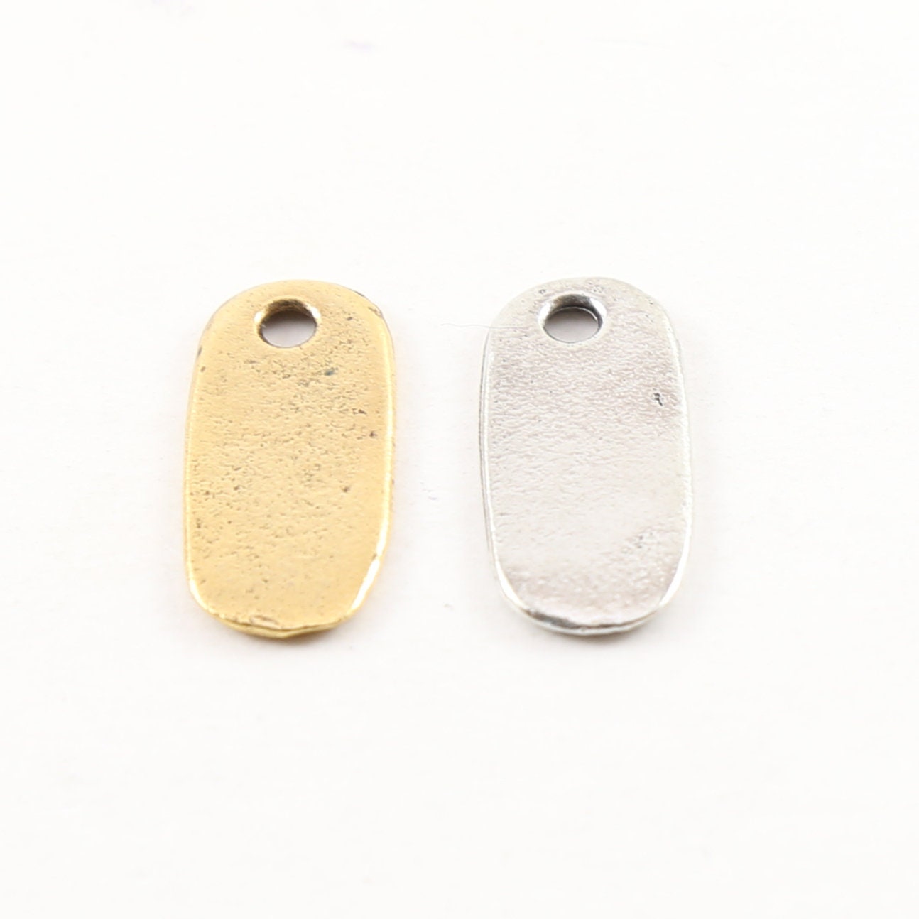 23mmx 10mm Pewter Metal Oblong Long Oval Rounded Stamping Disc Tag Charm (2pc)