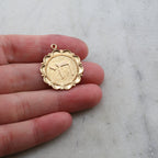 25mmx21mm 14K Gold Filled Large Chai Scalloped Edged Decorative Edge Round