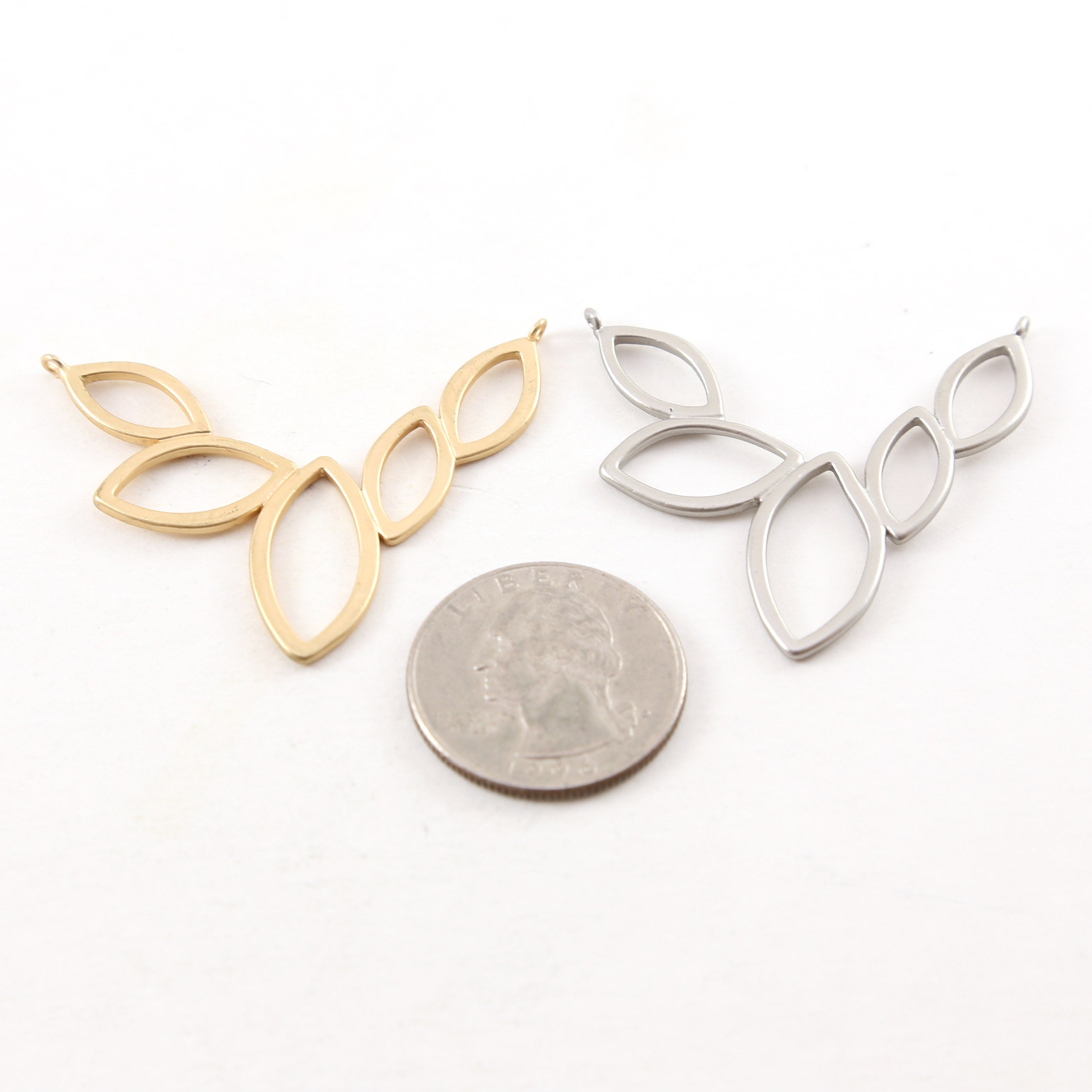 45mmx43mm Pewter Large Connected Oval Leaf Connector Link Charm Metal
