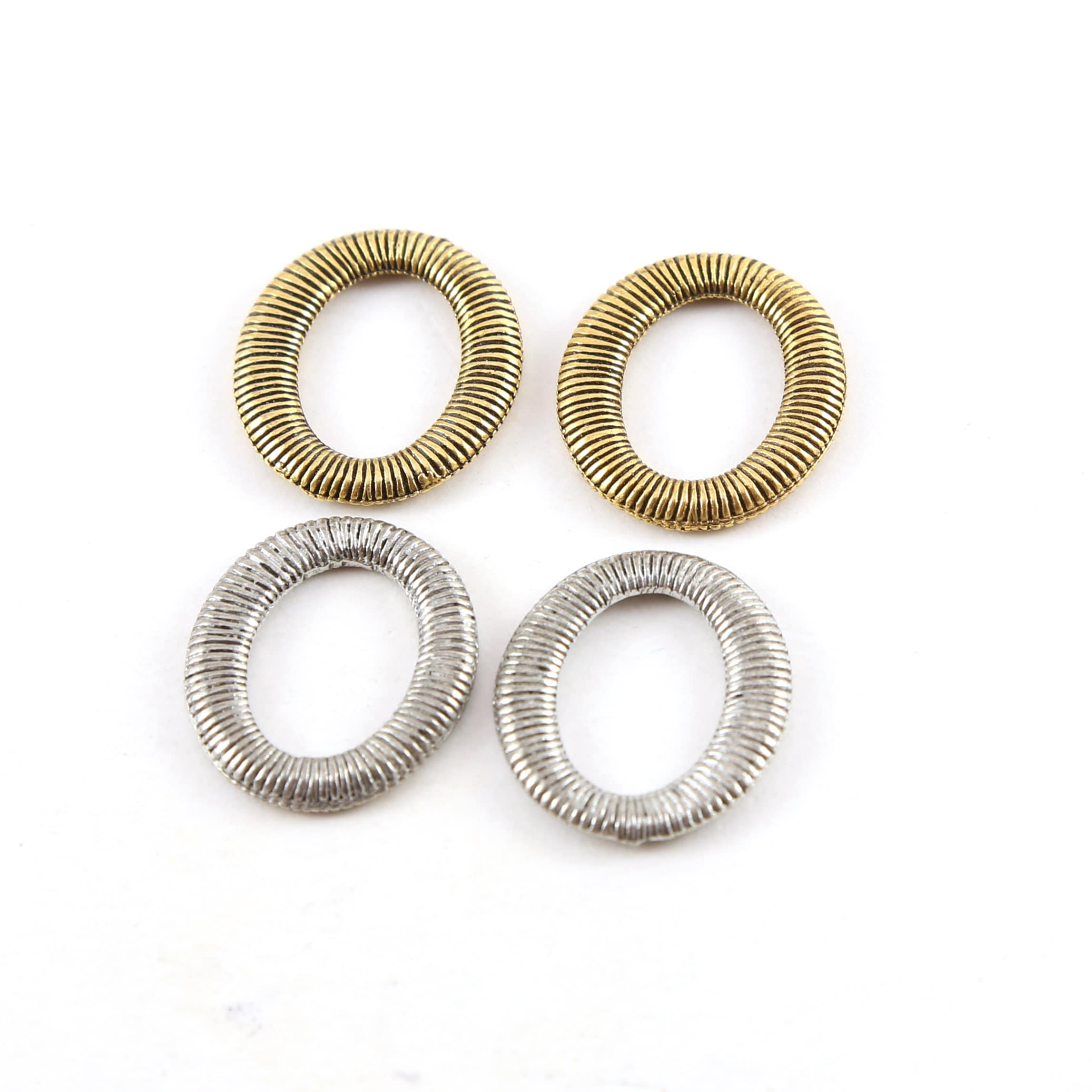 20mmx13mm Pewter Metal Twisted Ring Circle Oval Connector Spacer Bead (2pc)