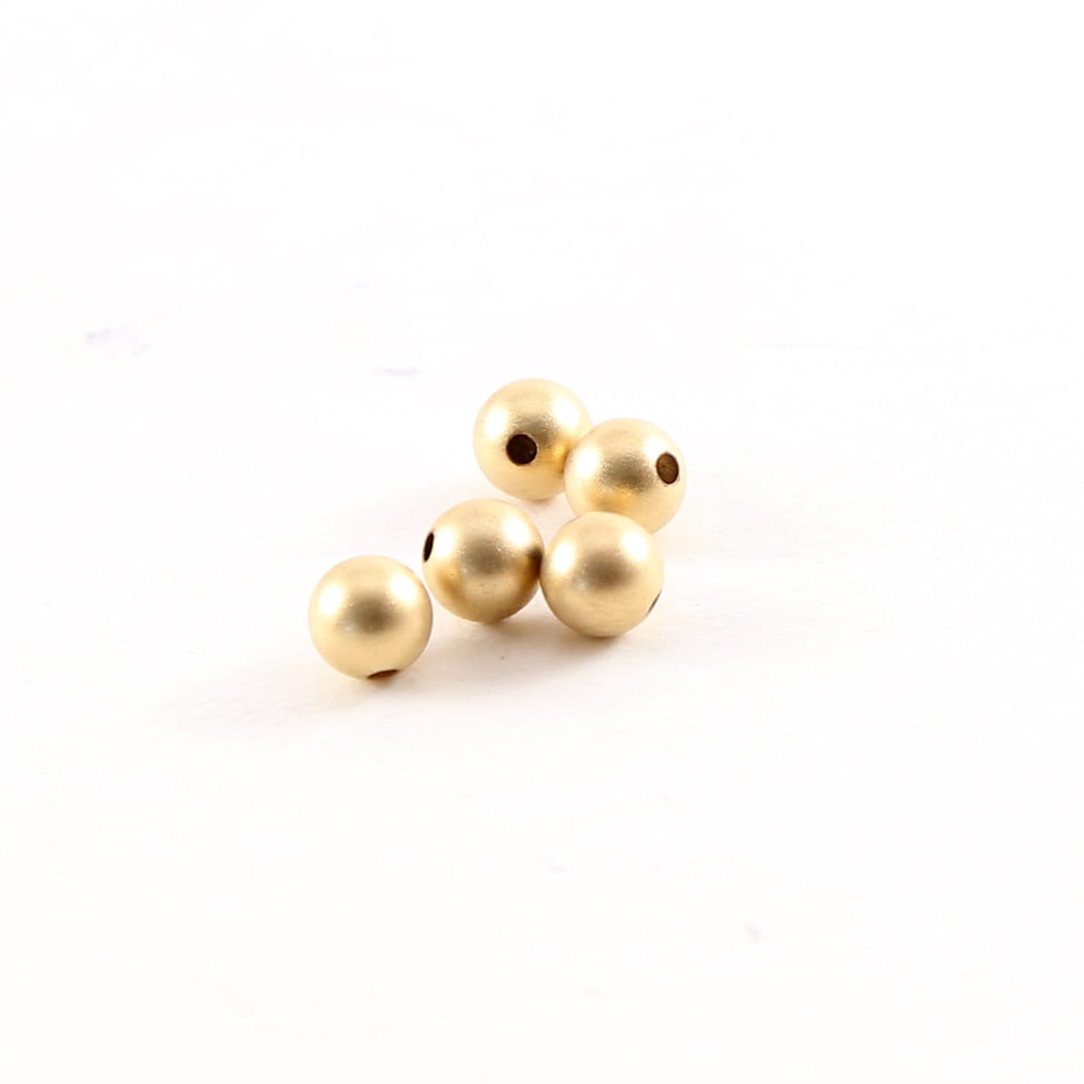 14K Gold Filled 4mm Smooth Matte Gold Seamless Round Spacer Beads (5pc)