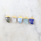 Gold Plated Beautiful Gemstone Curved Point Horn Charm 1 Loop