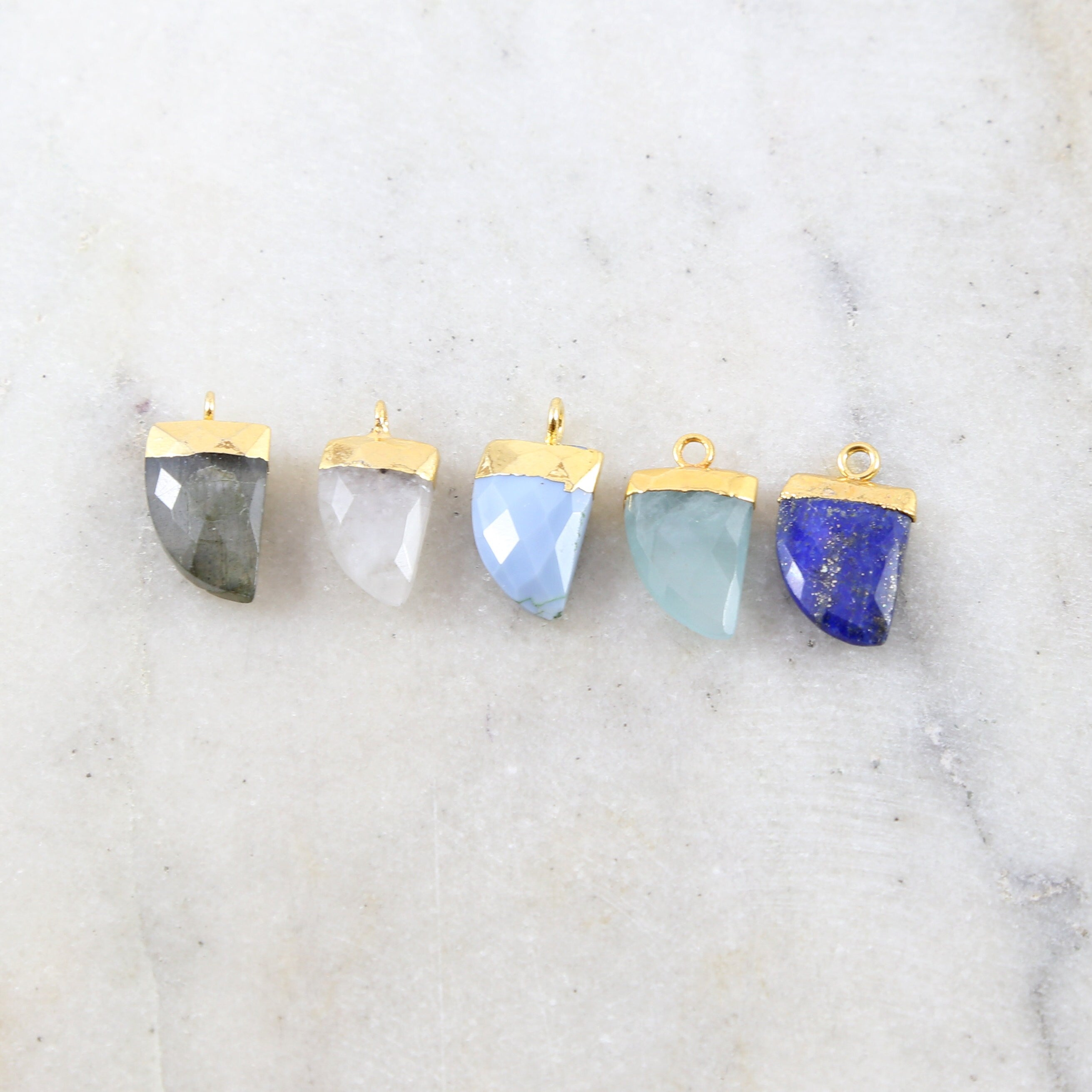 Gold Plated Beautiful Gemstone Curved Point Horn Charm 1 Loop