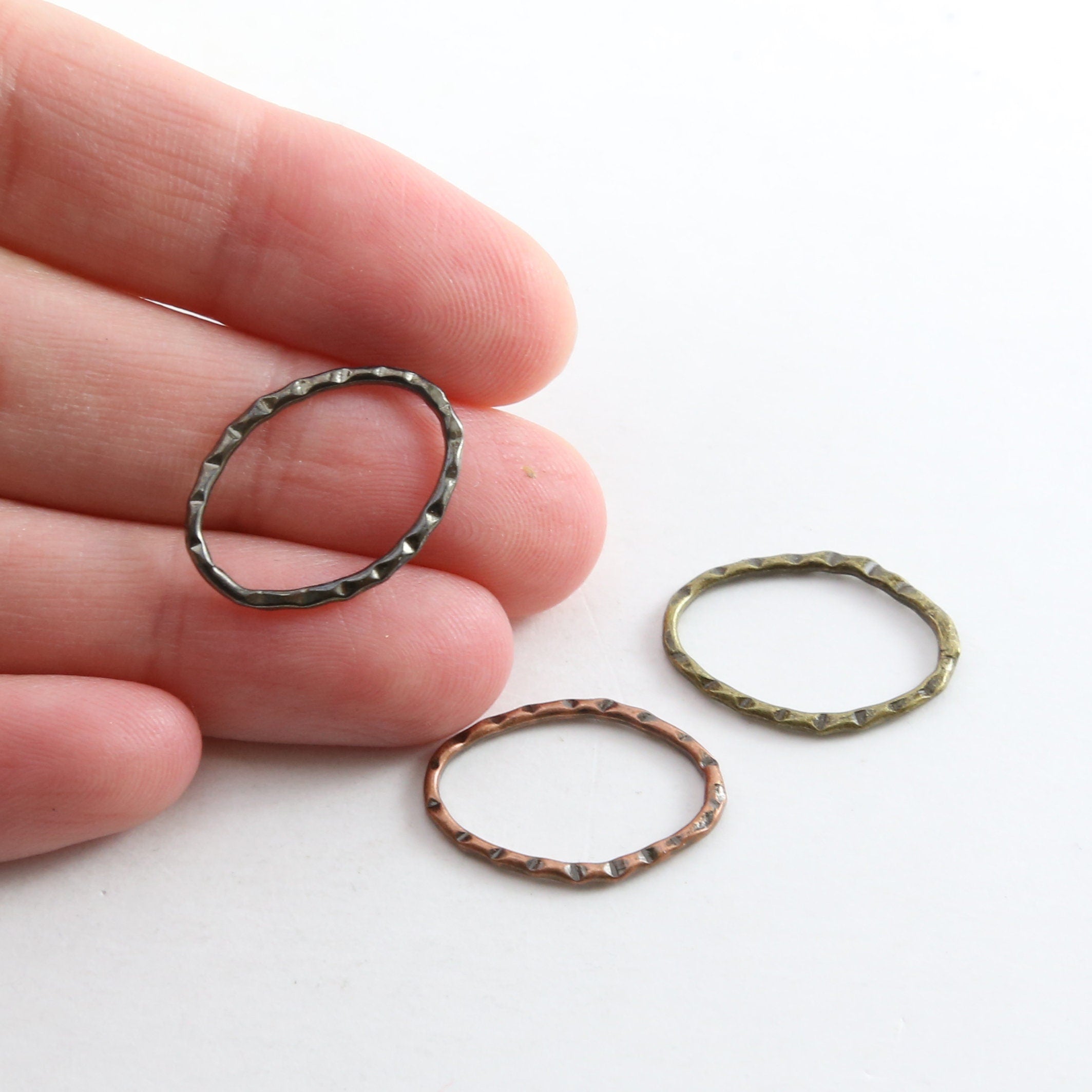 20mmx14mm Pewter Textured Crimped Hammered Oval MetalOpen Circle (4pc)