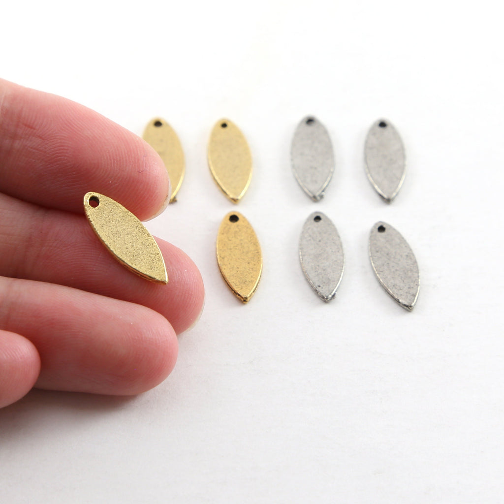 Pewter Metal Pointed Tag Stamping Oval Tag Charm 16mm x 6mm (4pc)