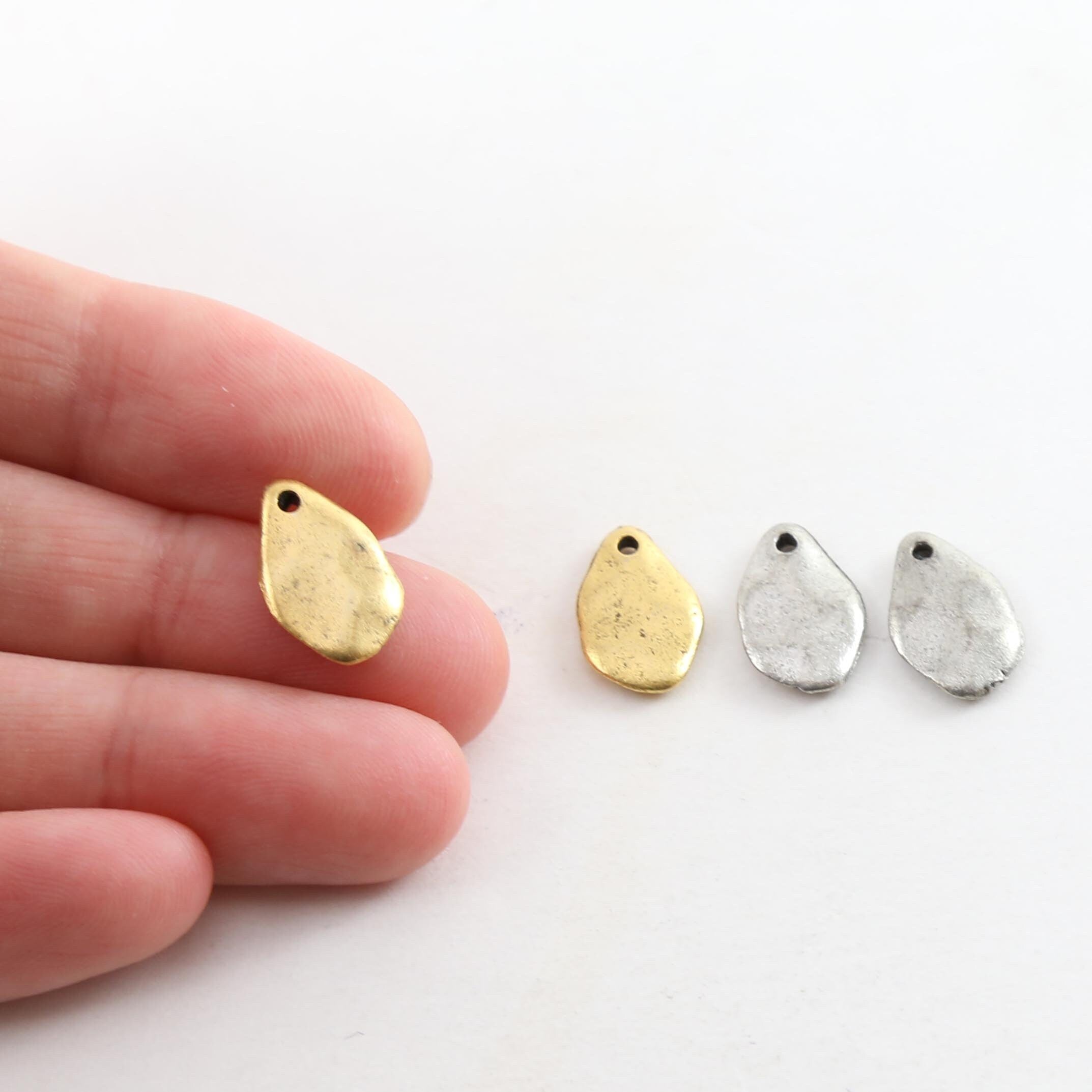 14mmx 9mm Pewter Metal Large Oblong Thick Oval Teardrop Rounded Tag (2pc)