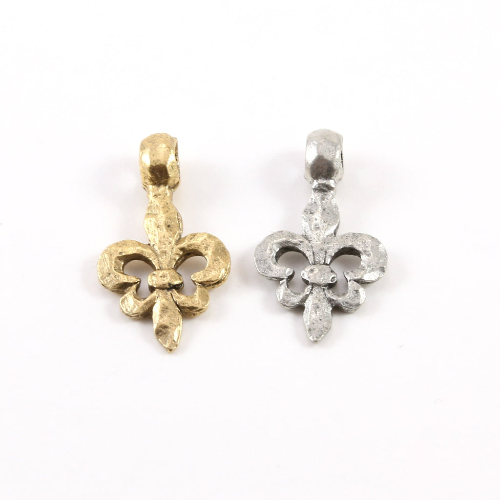 16mmx30mm Pewter Thick Fleur De Lis Hammered Textured Design Pendant