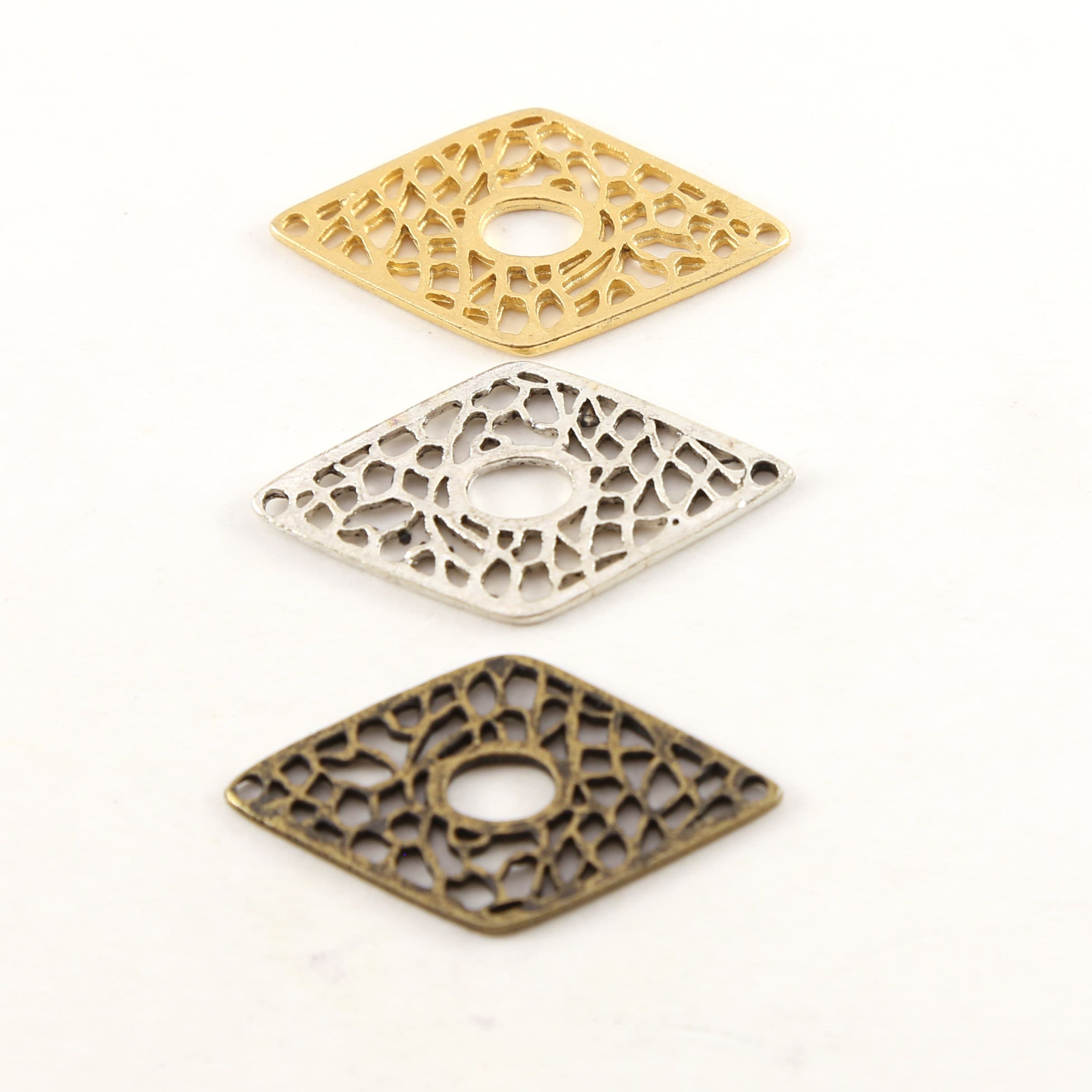 Pewter Metal Filigree Diamond Pendant Connector 2 Hole Charm