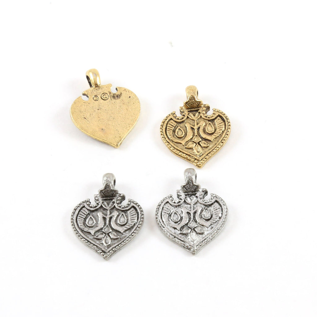 Pewter Ancient Amulet Spade Wings Symbol Coin Medallion Charm (2pc)