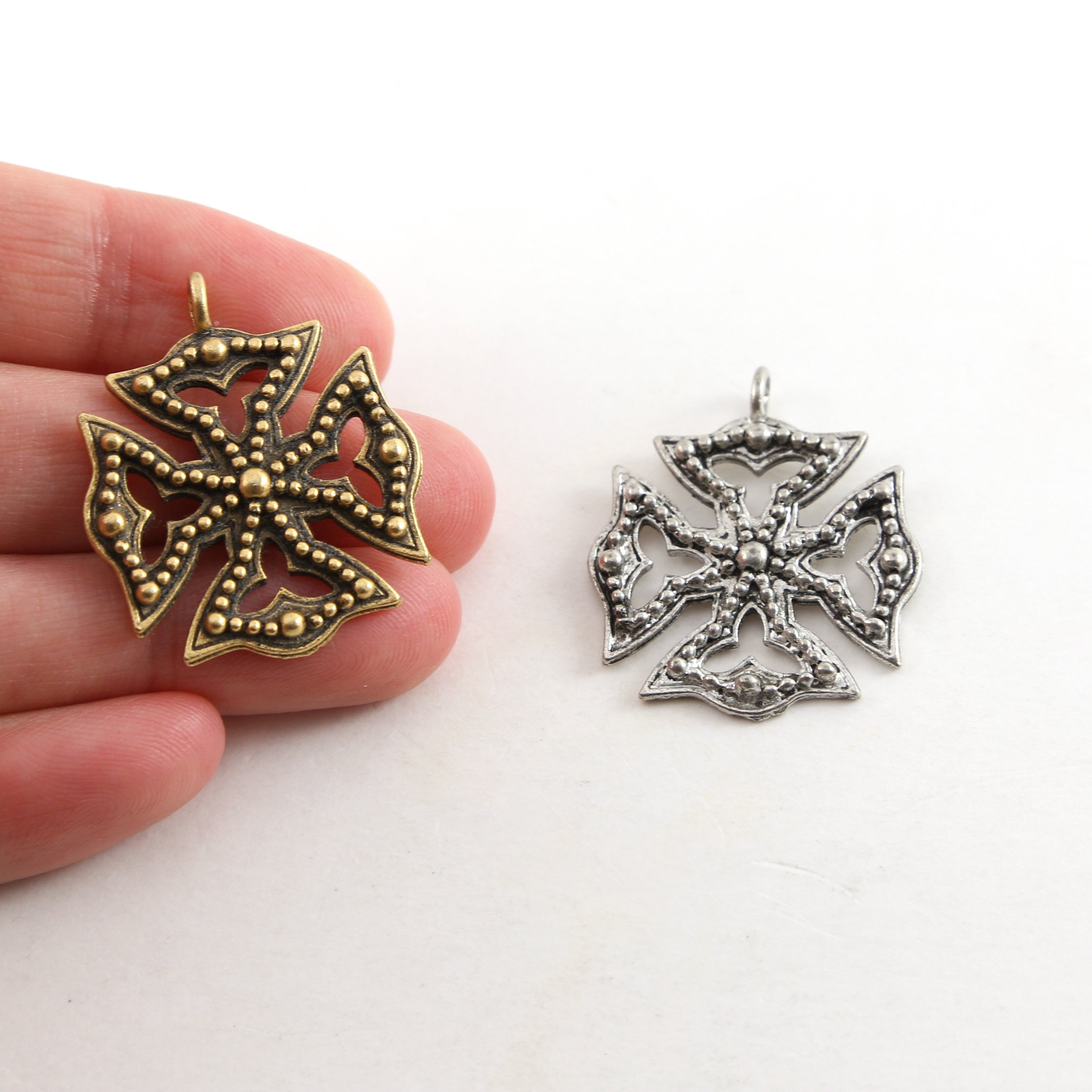 29mmx25mm Pewter Large Detailed Aztec Beaded Cross Pendant Religious