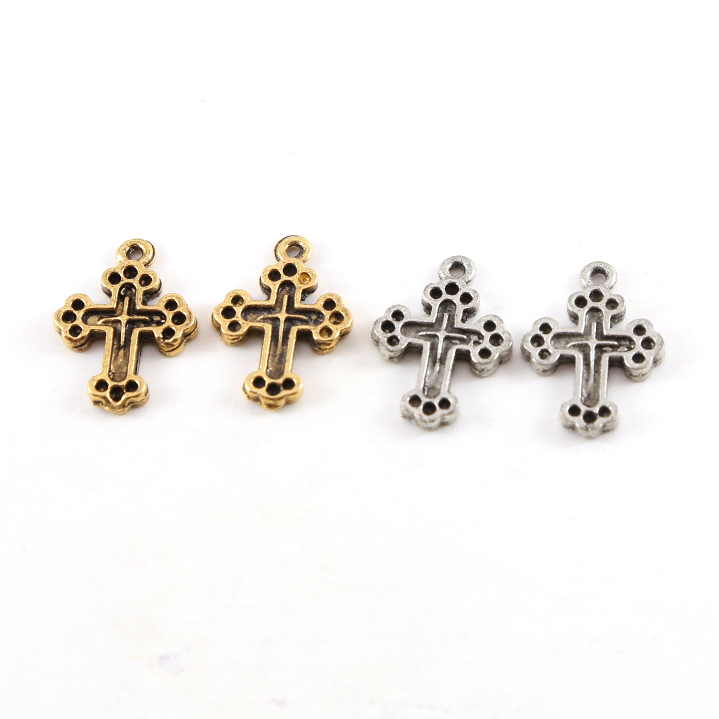 19mmx13mm Pewter Dotted Edges Cross Pendant Religious Spiritual Catholic (2pc)