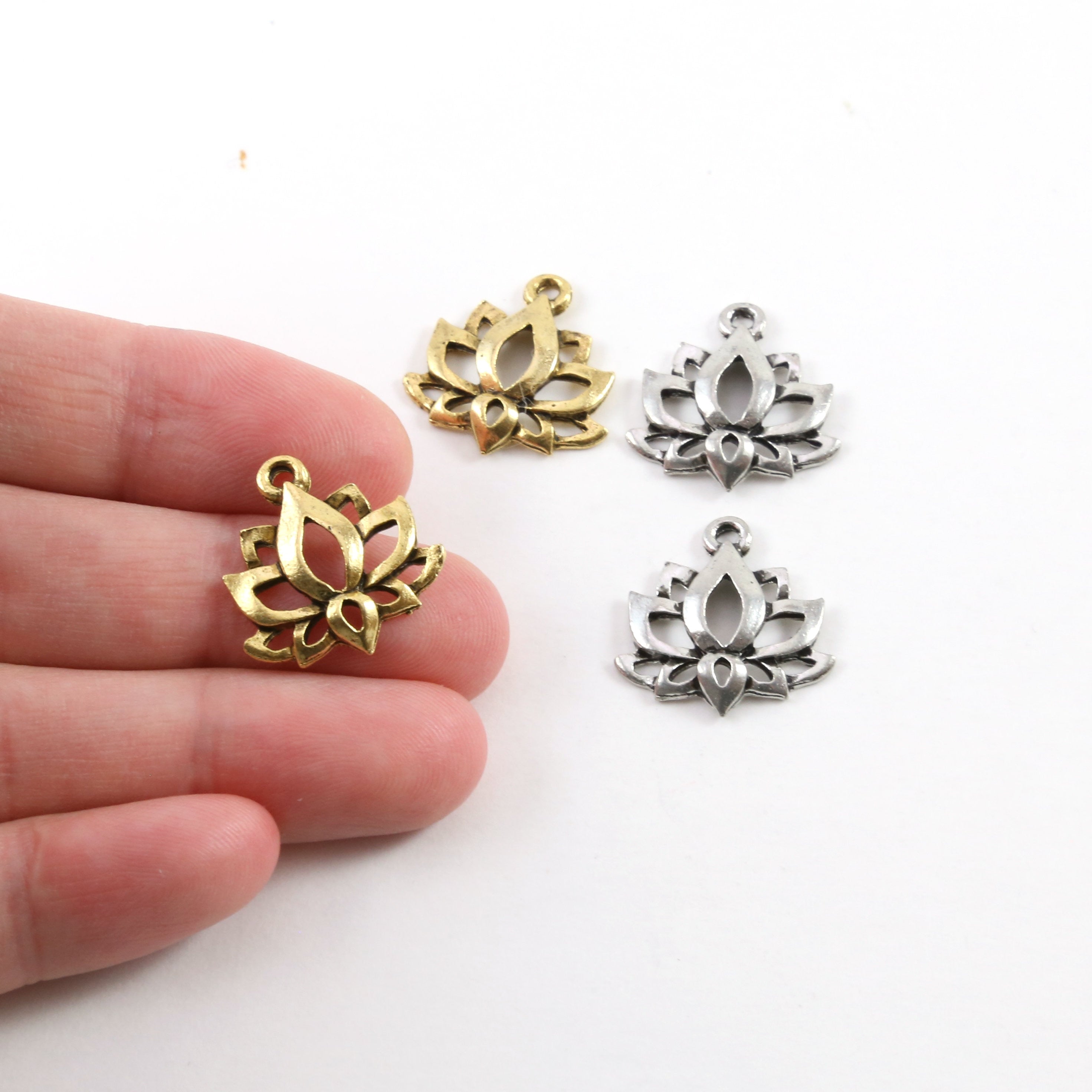 18mmx18mm Pewter Open Lotus Nature Pendant Healing Spiritual Mantra (2pc)