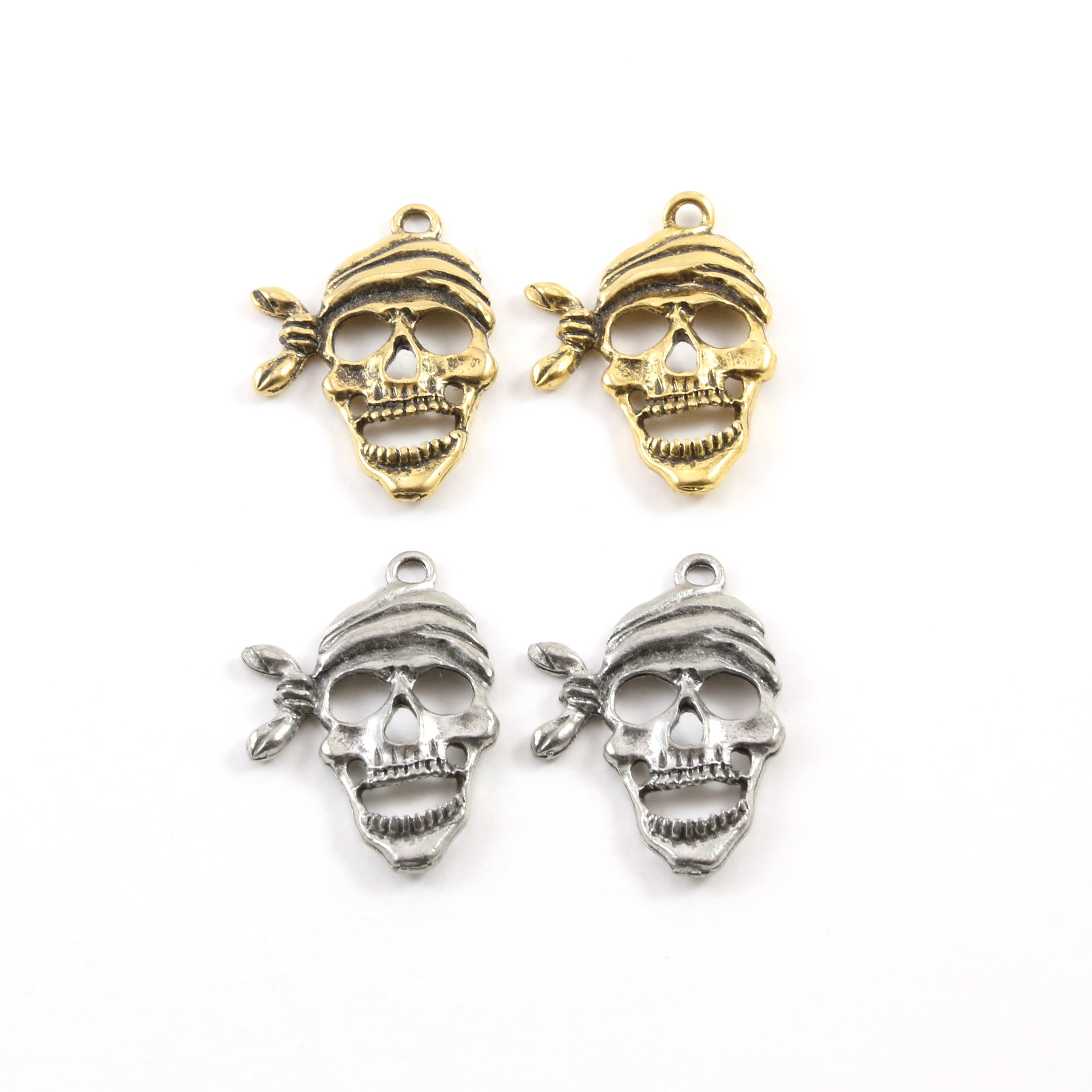 28mmx20mm Pewter Laughing Pirate Skull Charm Pendant Halloween Skeletons (2pc)