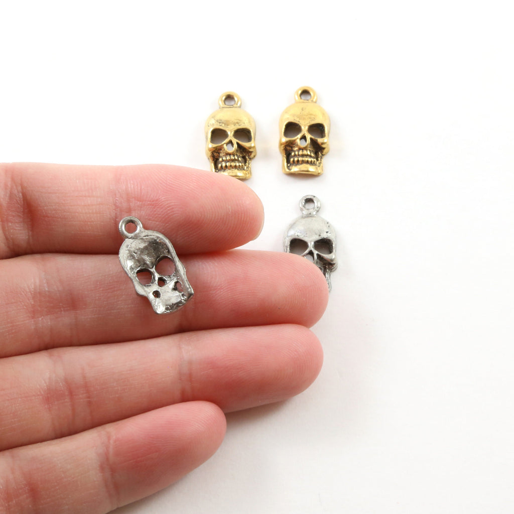 17mmx9mm Pewter Grinning Pirate Skull Charm Pendant Halloween Skeletons (2pc)