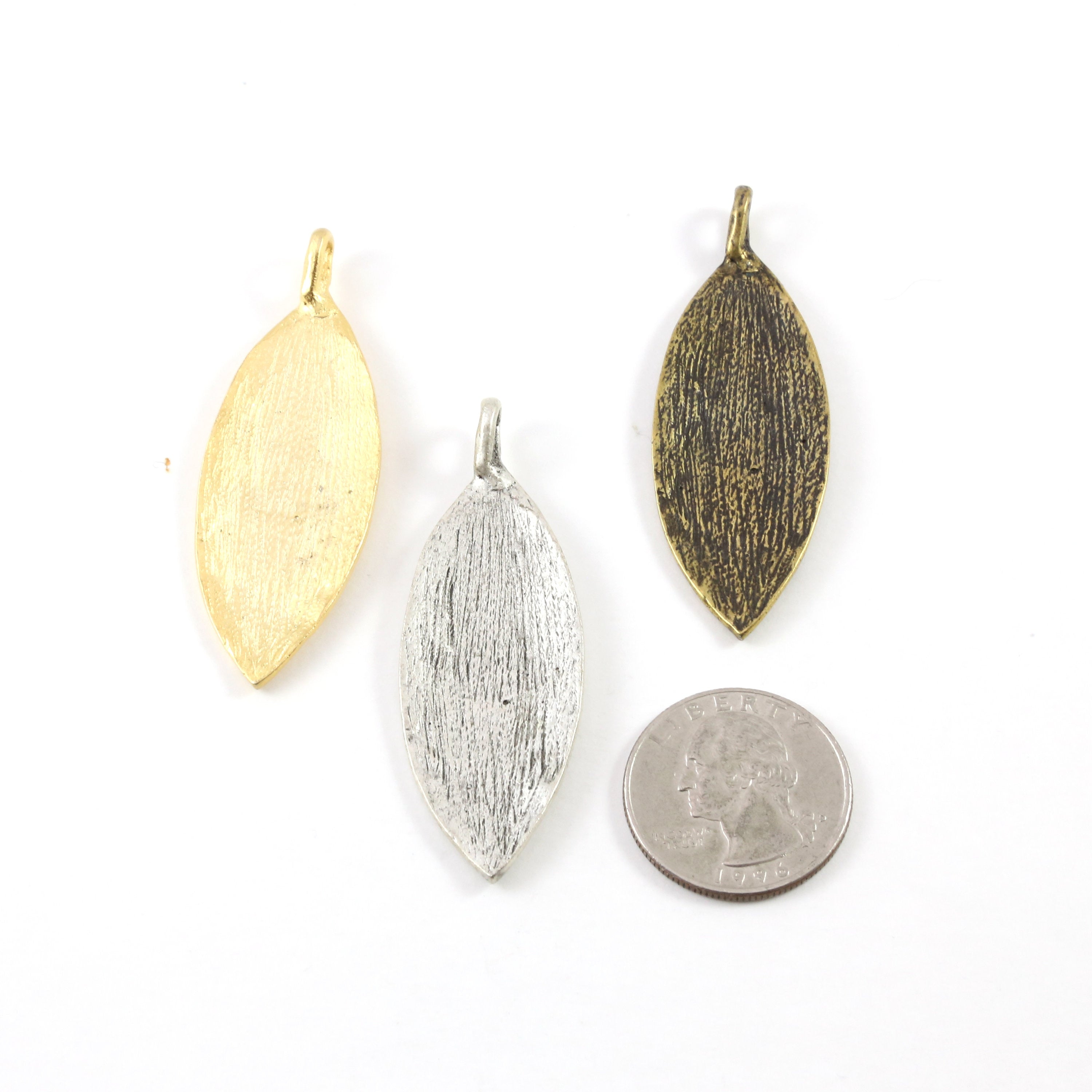 Pewter Large Detailed Pointed Leaf Nature Pendant Matte Gold